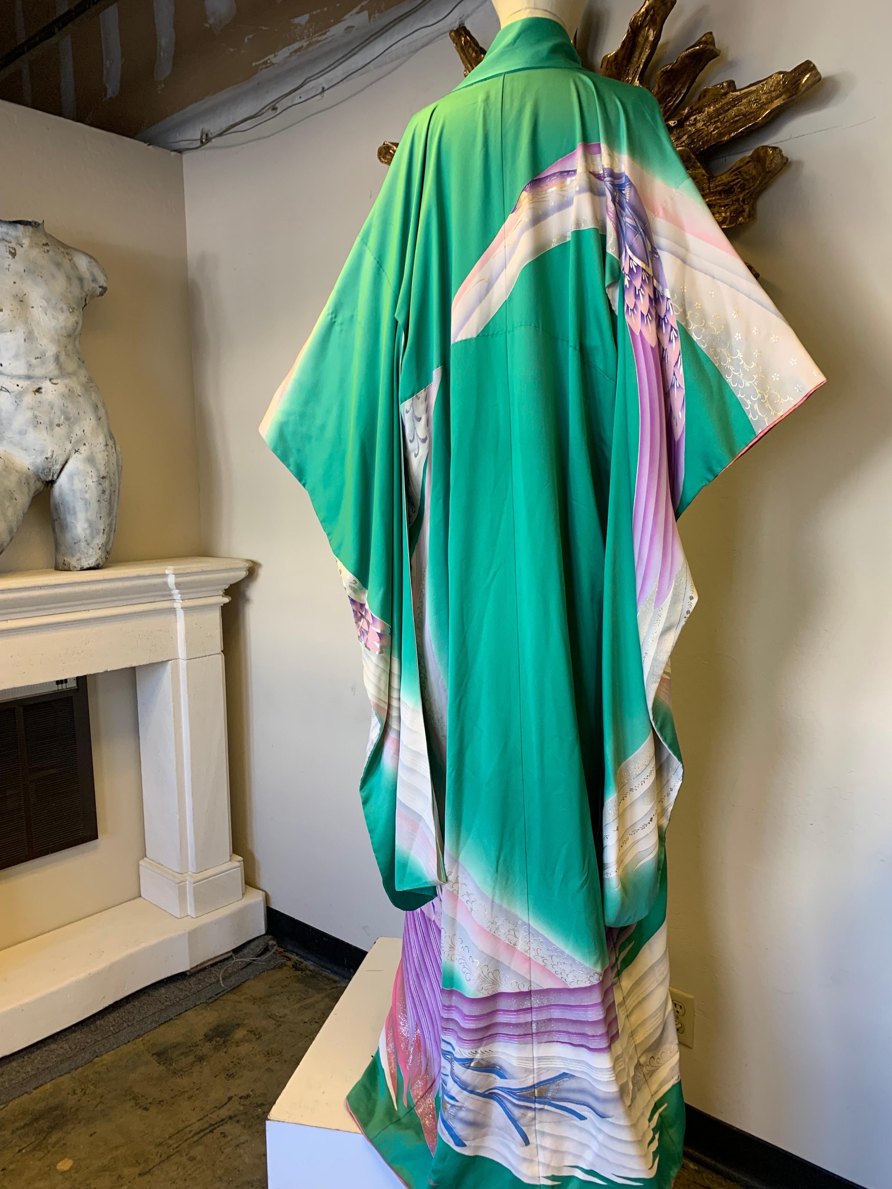 Vintage Kimono Jade Green Silk w Dramatic Airbrushed Wing Motif in Lavender 6