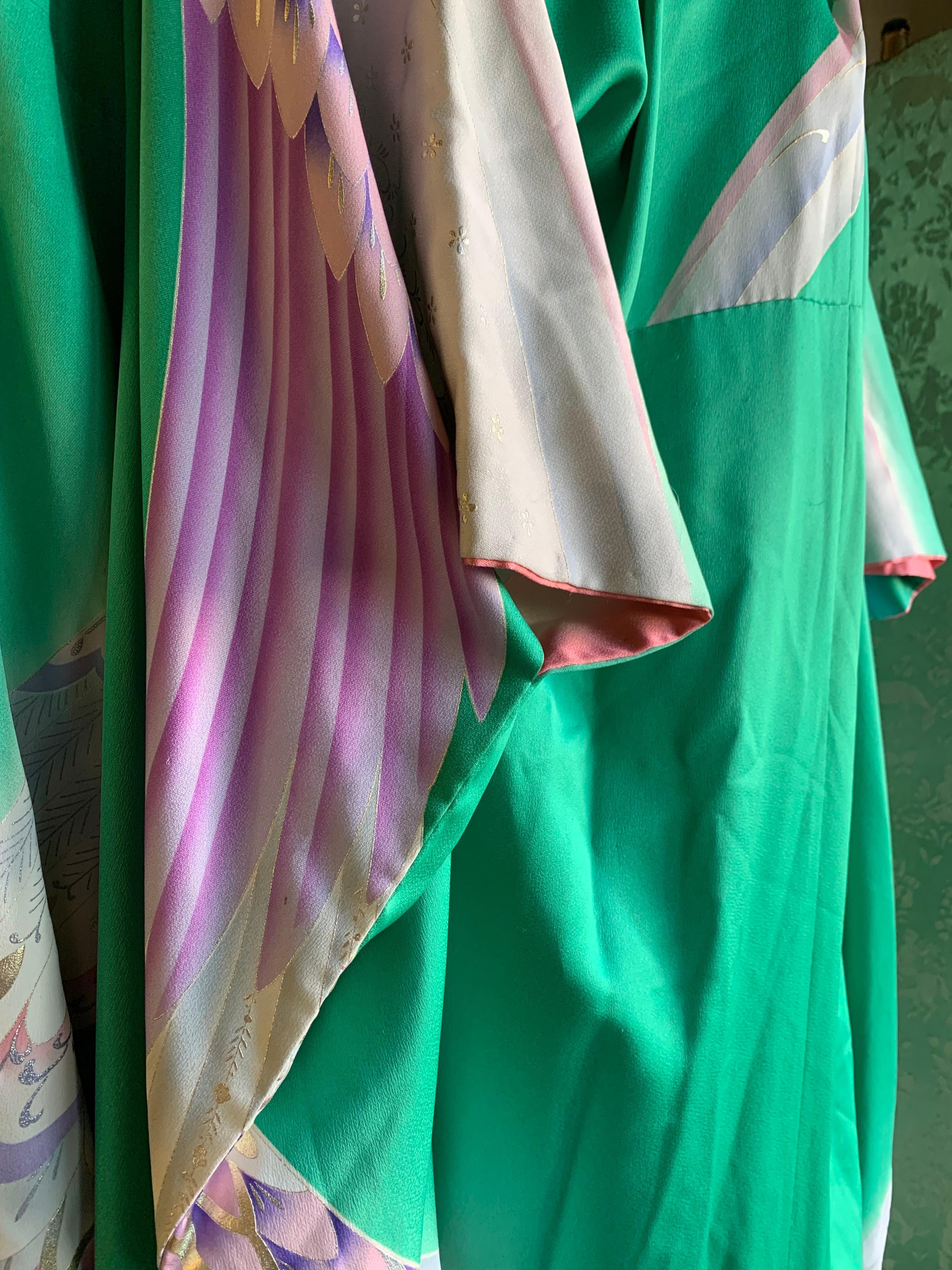 Vintage Kimono Jade Green Silk w Dramatic Airbrushed Wing Motif in Lavender 9