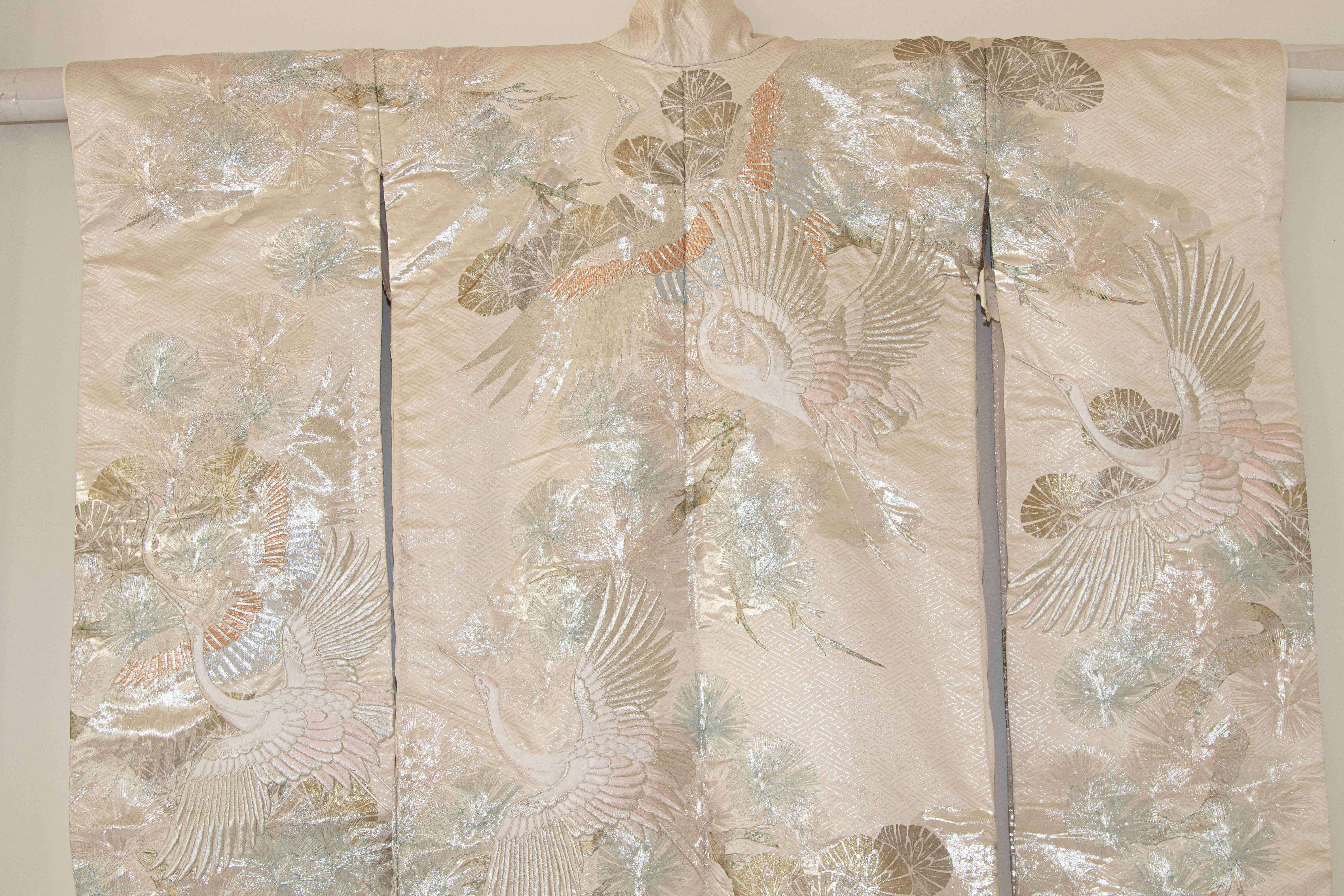 Vintage Kimono White Silk Brocade Japanese Wedding Dress 1