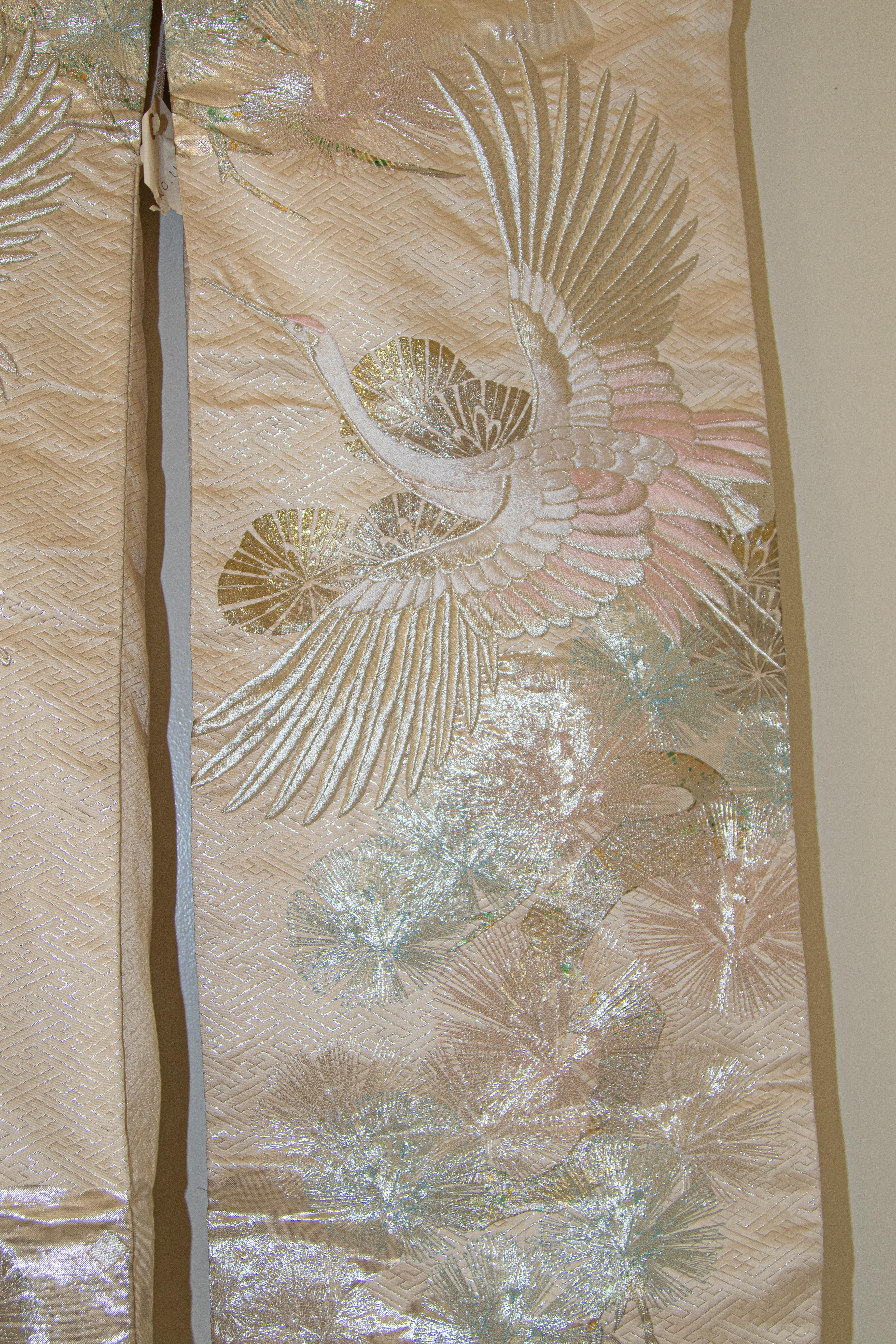 Vintage Kimono White Silk Brocade Japanese Wedding Dress 3