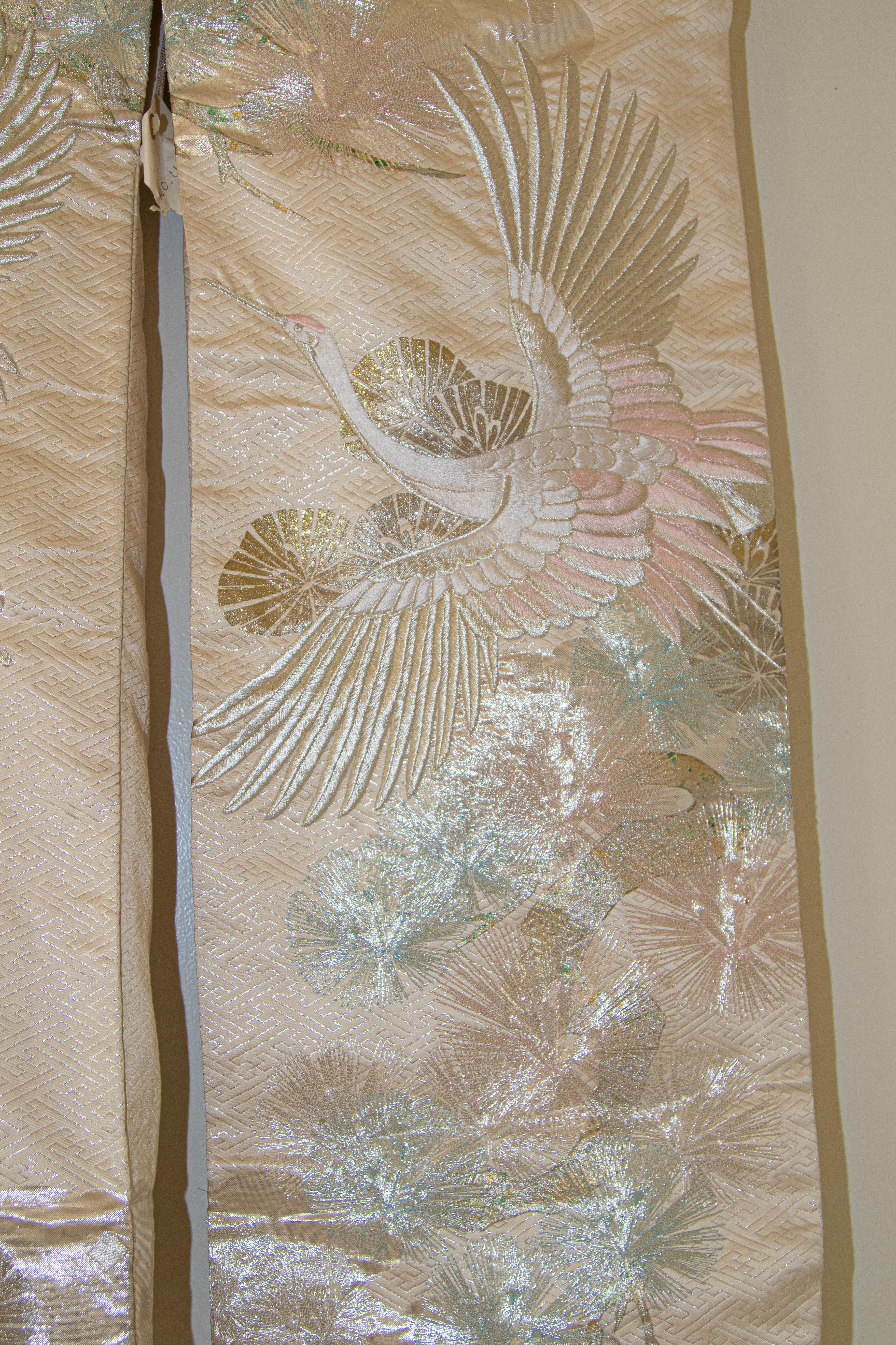 Vintage Kimono White Silk Brocade Japanese Wedding Dress 3