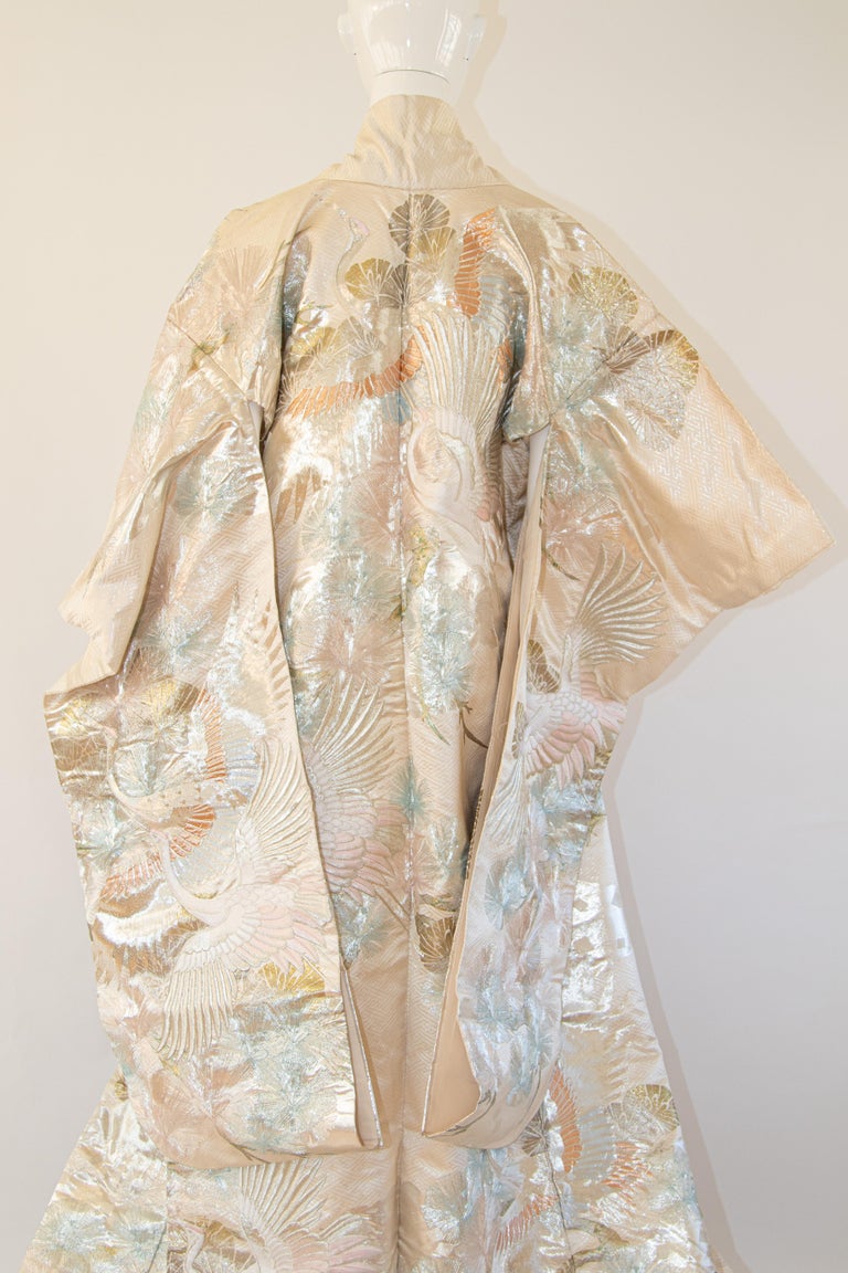 Vintage Kimono White Silk Brocade Japanese Wedding Dress For Sale at
