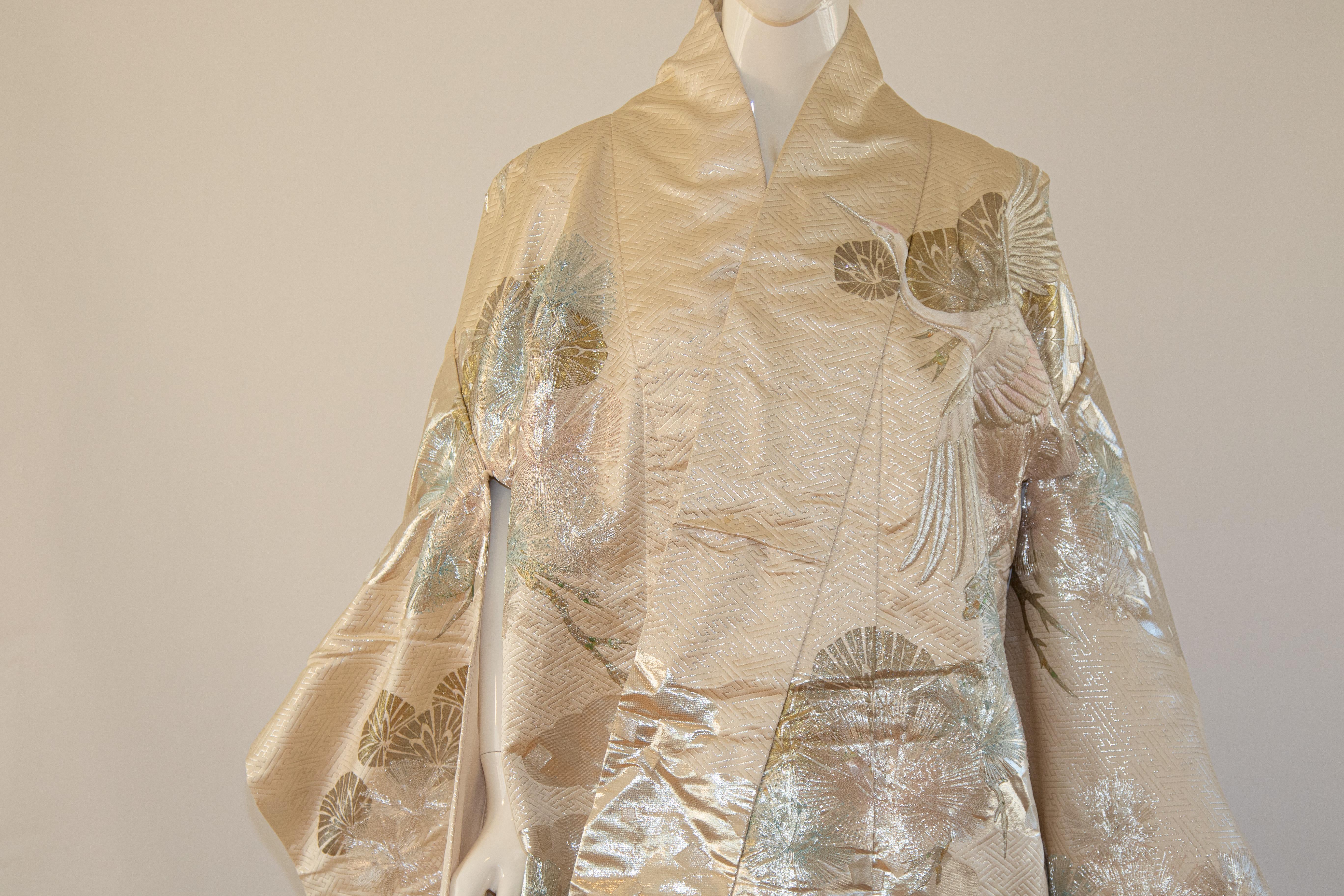 Vintage Kimono White Silk Brocade Japanese Wedding Dress For Sale 3