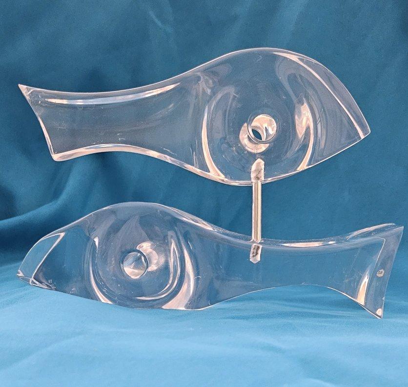 Escultura MCM Kinetic Astrolite Lucite Fishes de Ritts - OFERTA DE CIERRE en venta 3