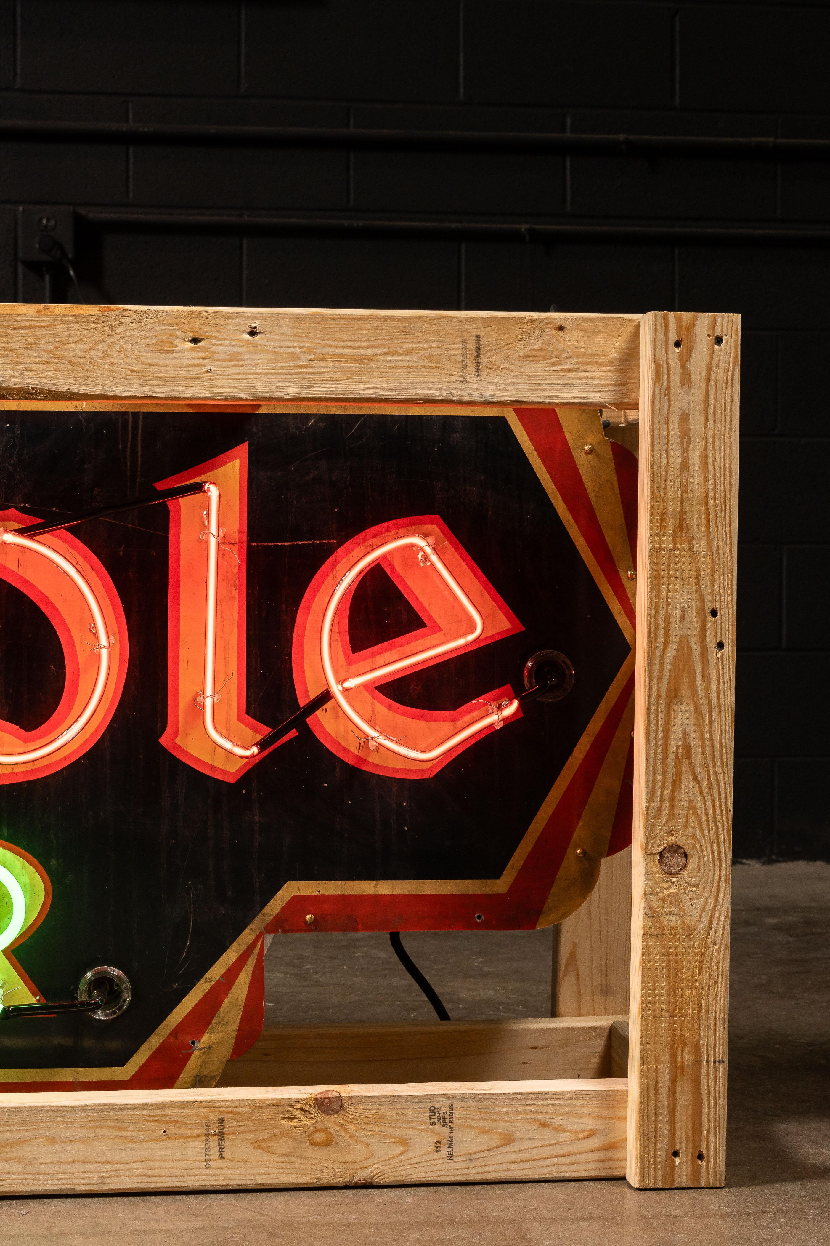 Vintage King Cole Beer Neon Sign In Good Condition In Dekalb, IL