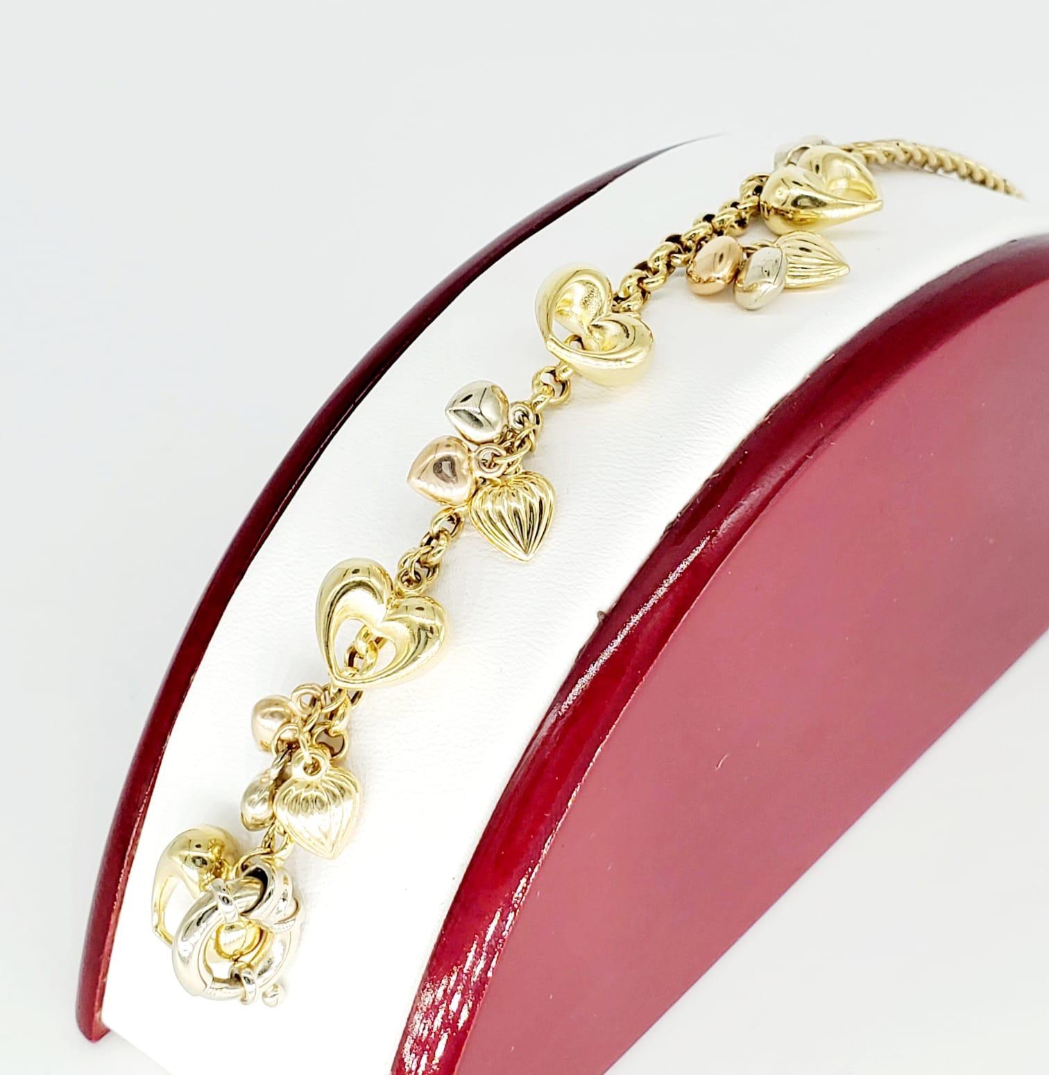 Vintage Kingdom of Hearts Charm-Armband aus 18 Karat Gold Damen im Angebot