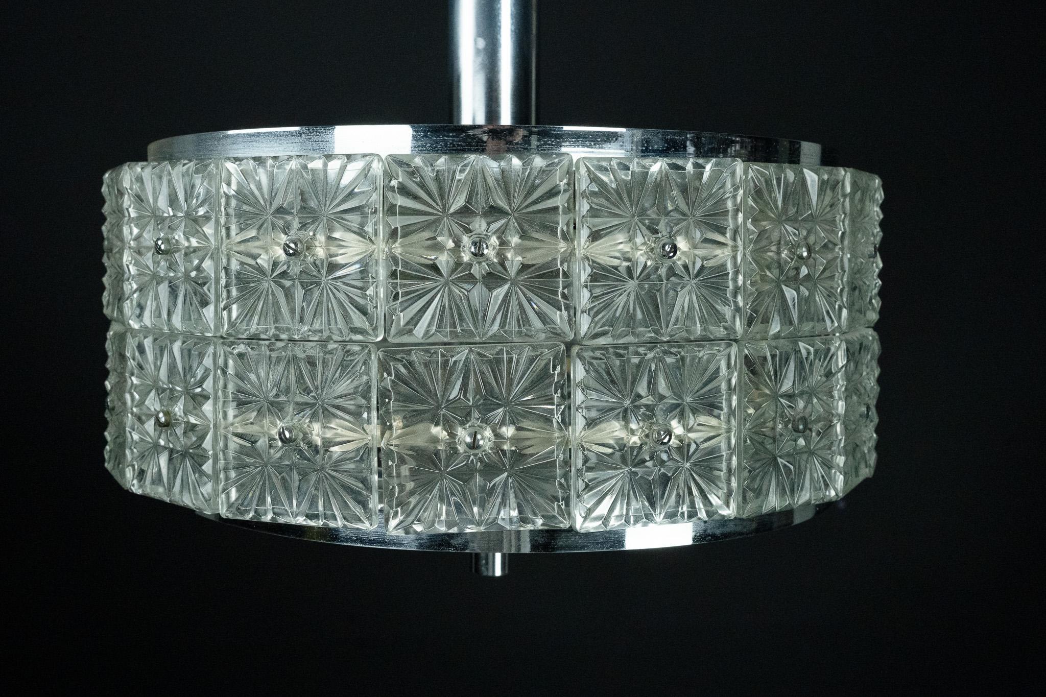 XX secolo Lampadario d'epoca in cristallo e cromo di Kinkeldey. Germania anni '60 in vendita