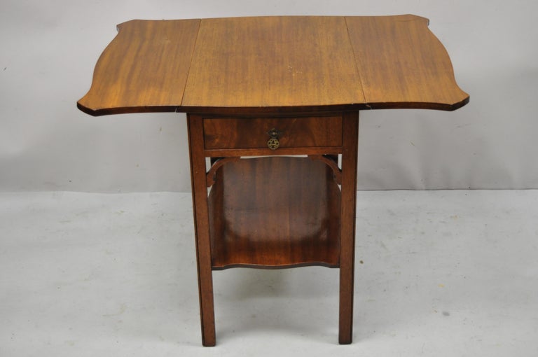 Vintage Kittinger Buffalo Mahogany Chippendale Drop Leaf Side Lamp End