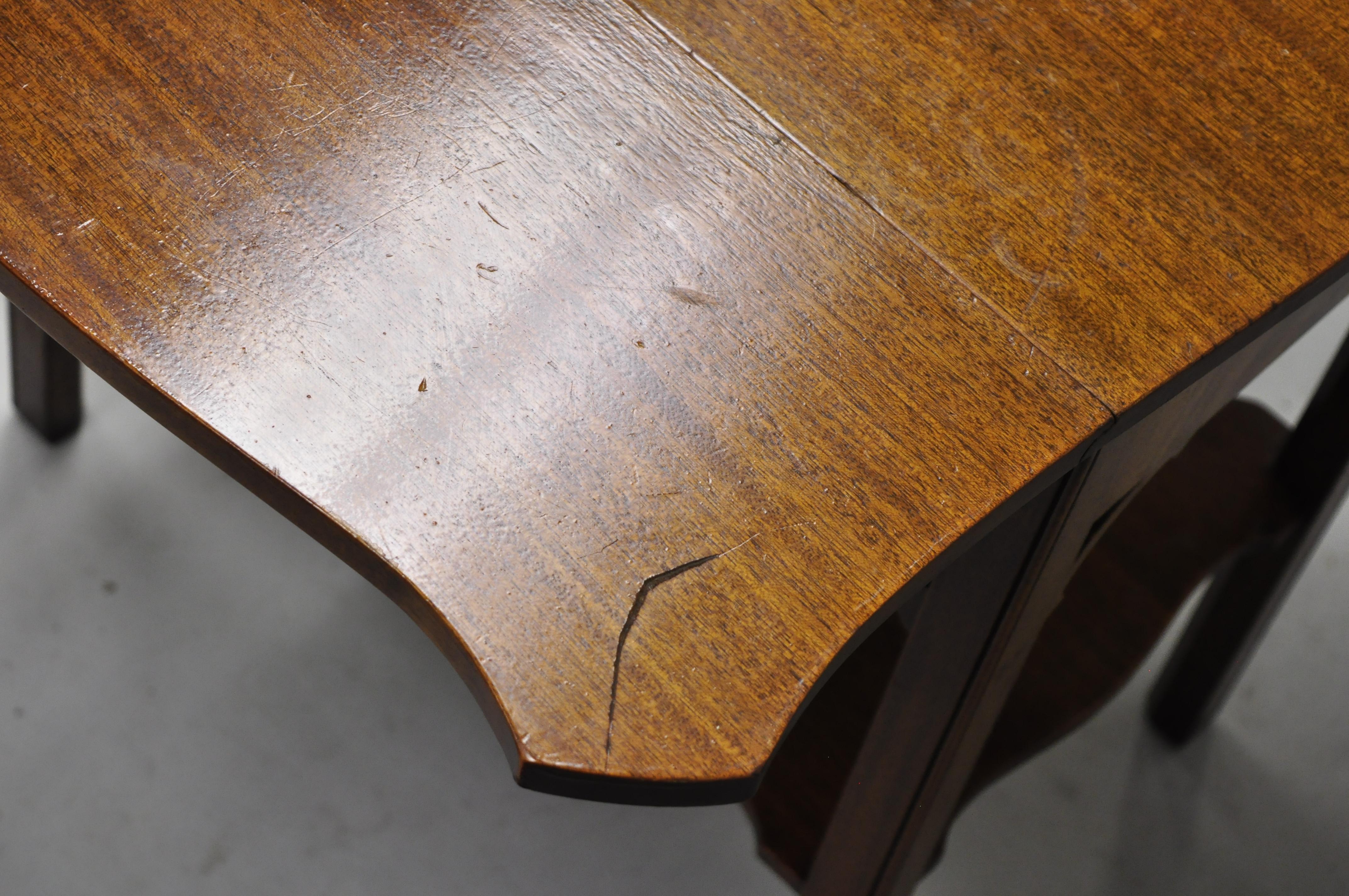 North American Vintage Kittinger Buffalo Mahogany Chippendale Drop Leaf Side Lamp End Table