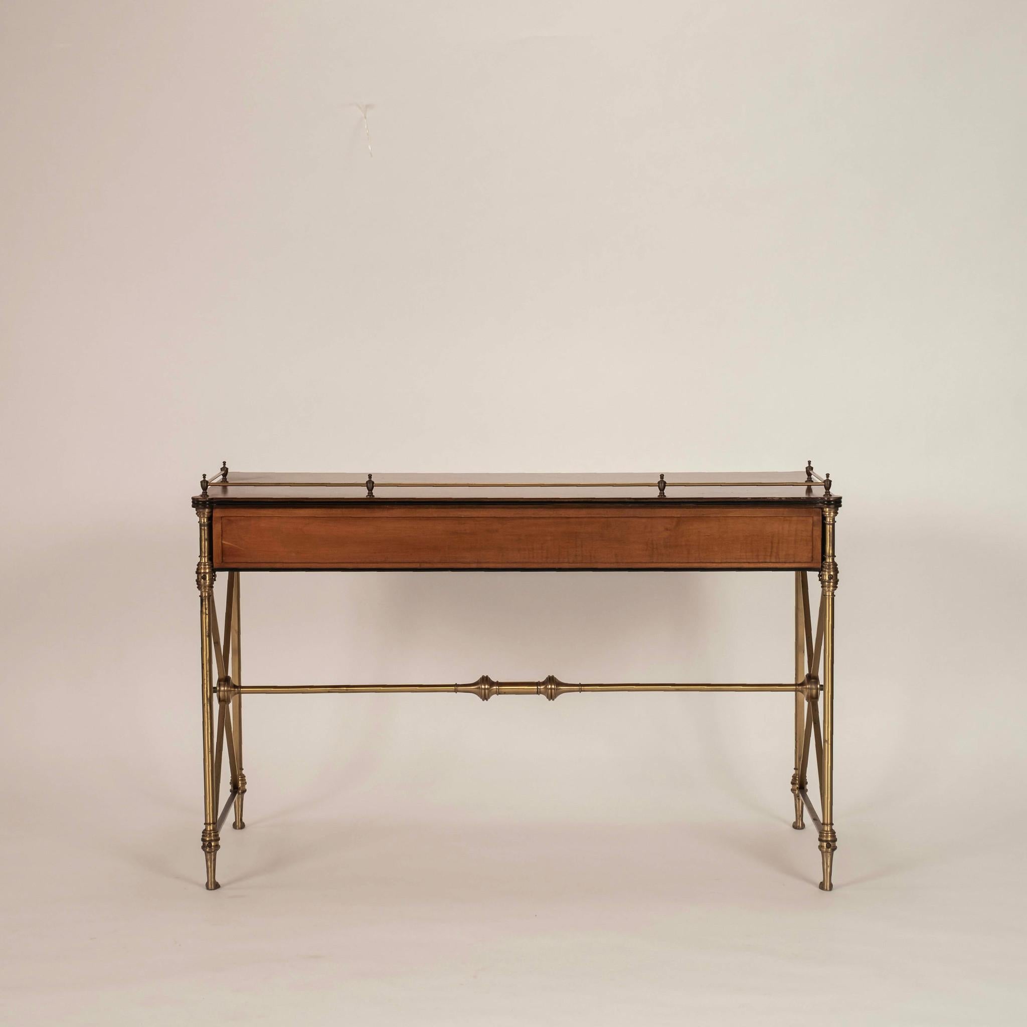 Vintage Kittinger Directoire Style Writing Desk In Good Condition For Sale In Houston, TX
