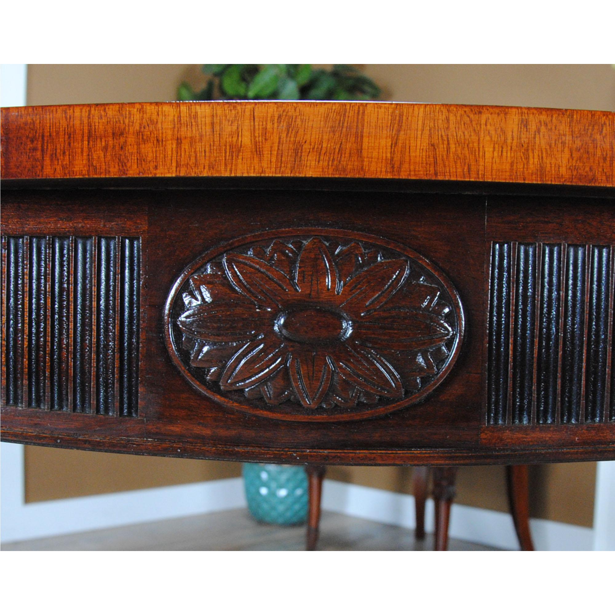 Hand-Carved Vintage Kittinger Mahogany Console For Sale