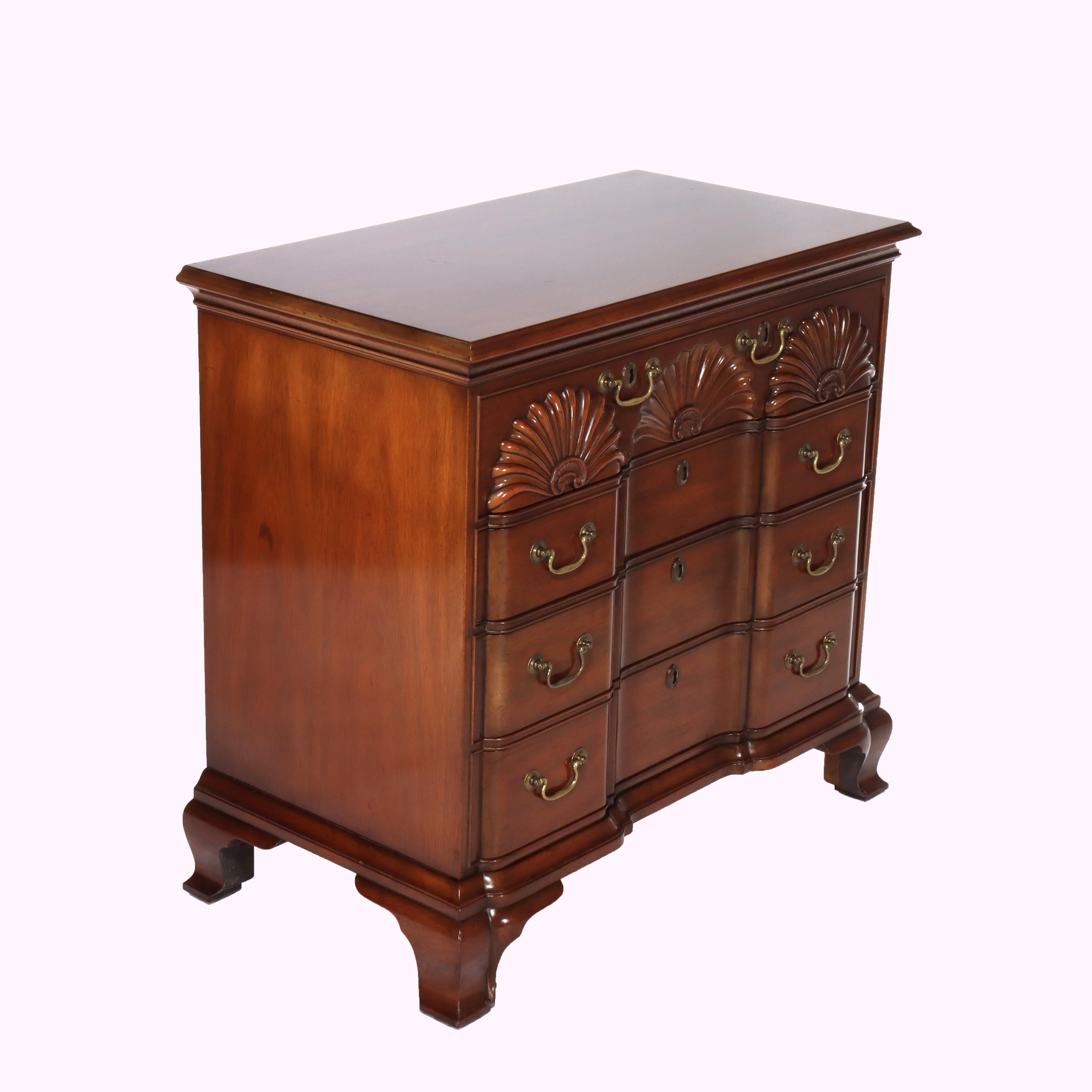Vintage Kittinger Presidential Collection Mahogany Four Drawer Chest C1950 en venta 11