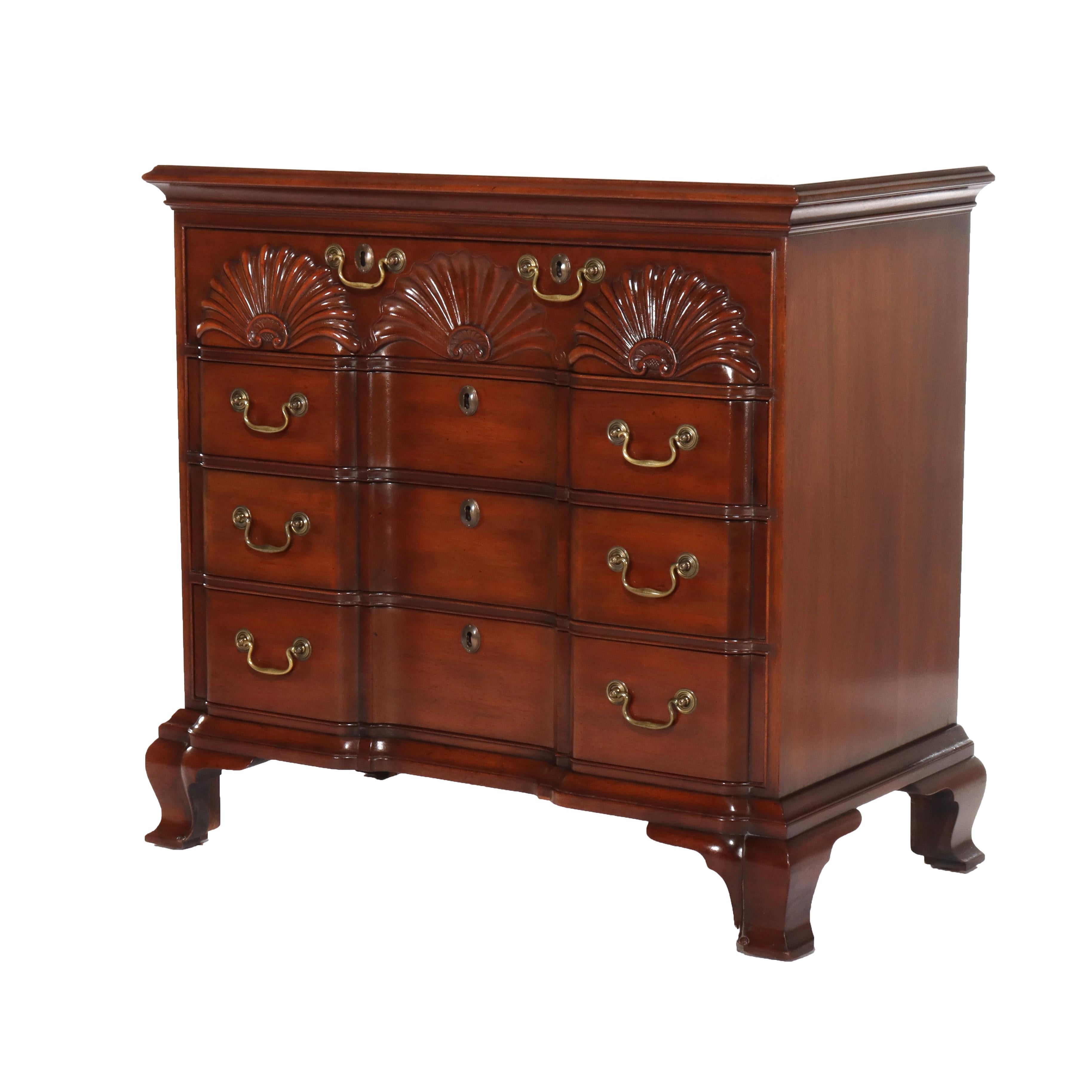 Vintage Kittinger Presidential Collection Mahogany Four Drawer Chest C1950 en venta 2