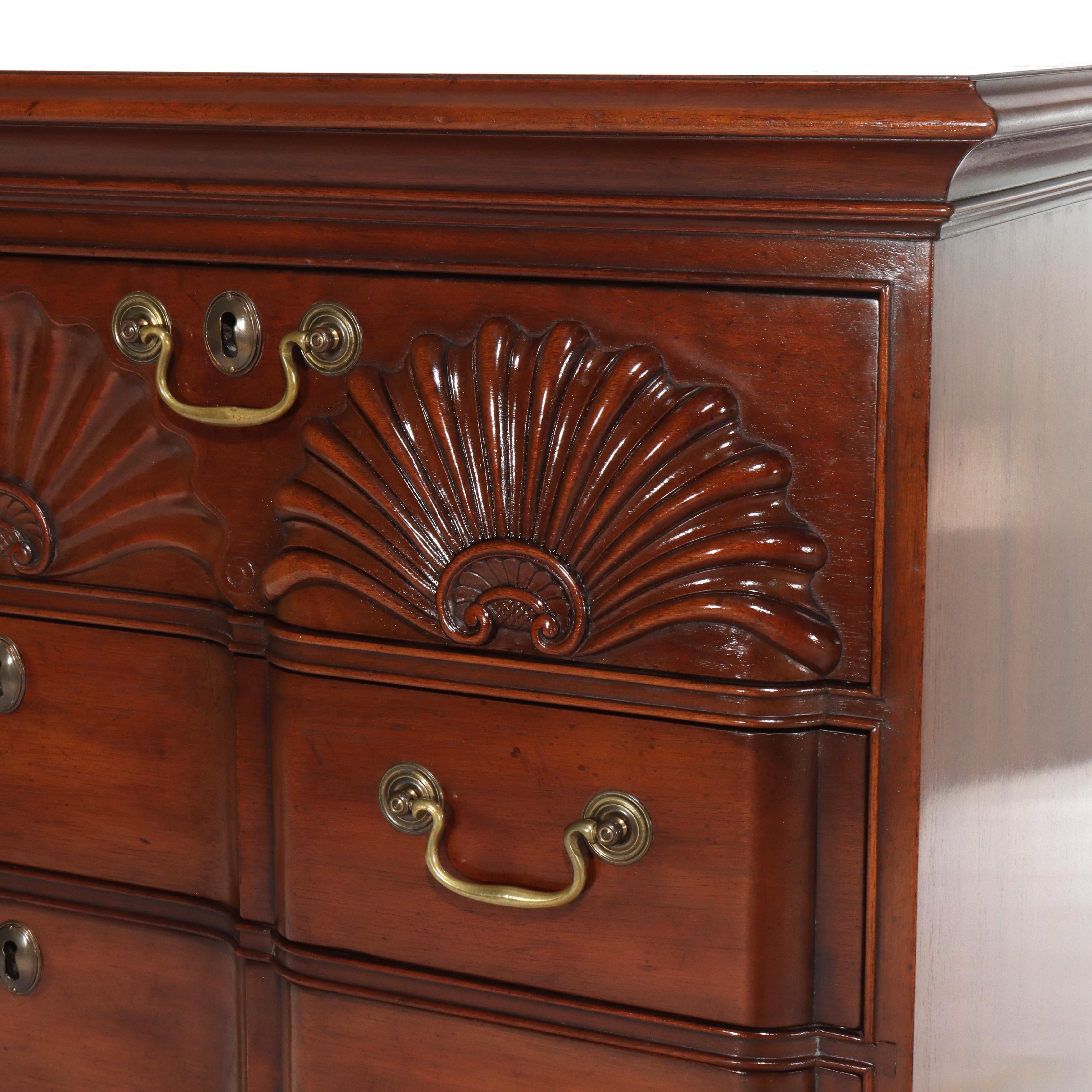 Vintage Kittinger Presidential Collection Mahogany Four Drawer Chest C1950 en venta 3