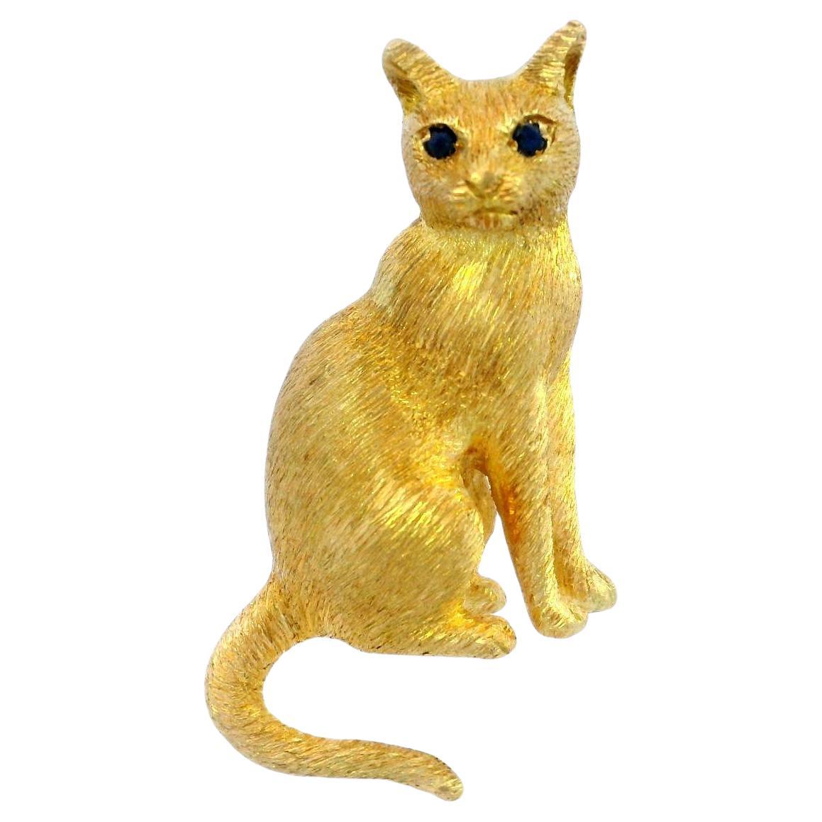 Vintage 18K Cat Brooch with Blue Sapphire Eyes Yellow Gold