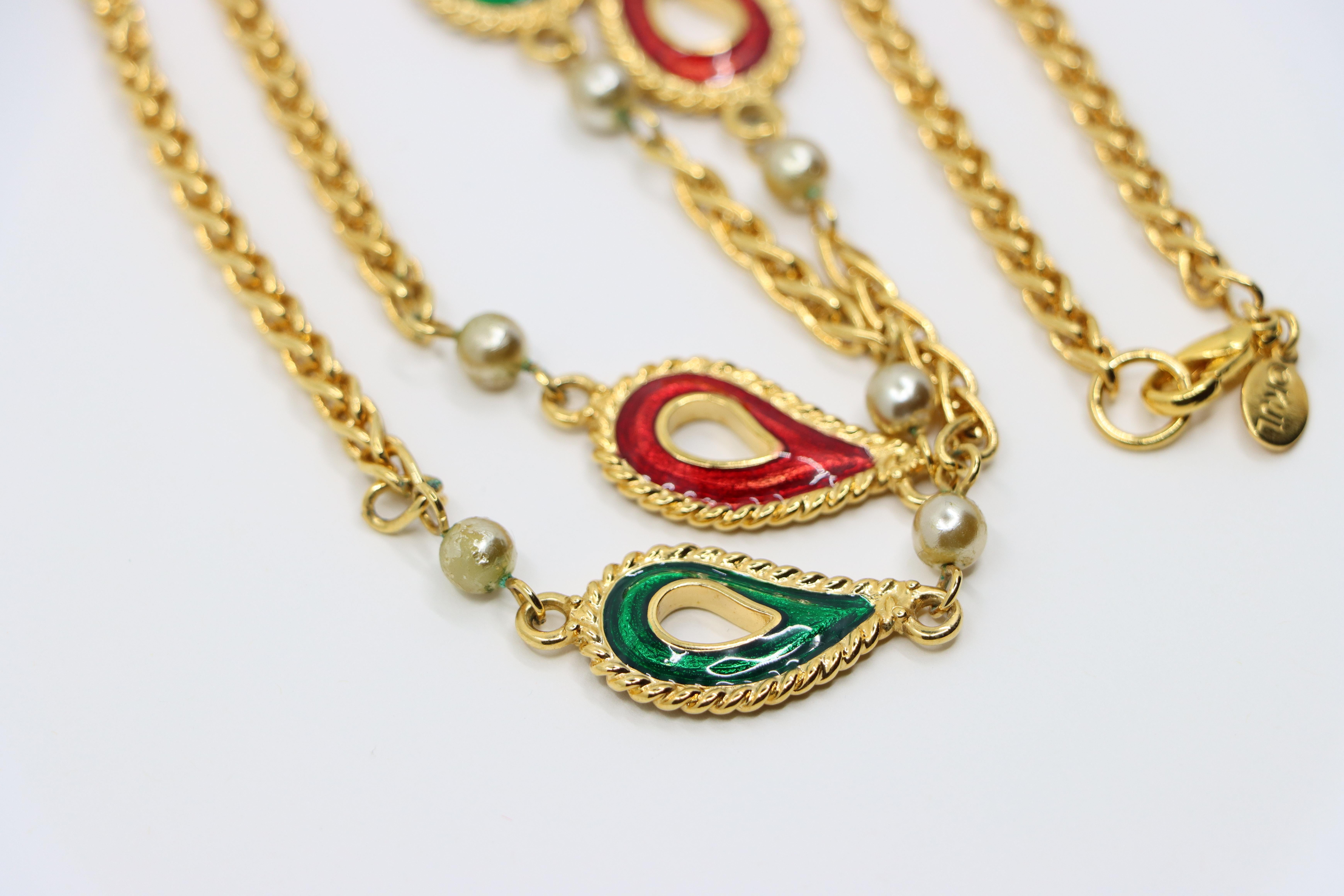 Vintage KJL  Gold Tone Enamel Faux Pearl Chain Necklace For Sale 6