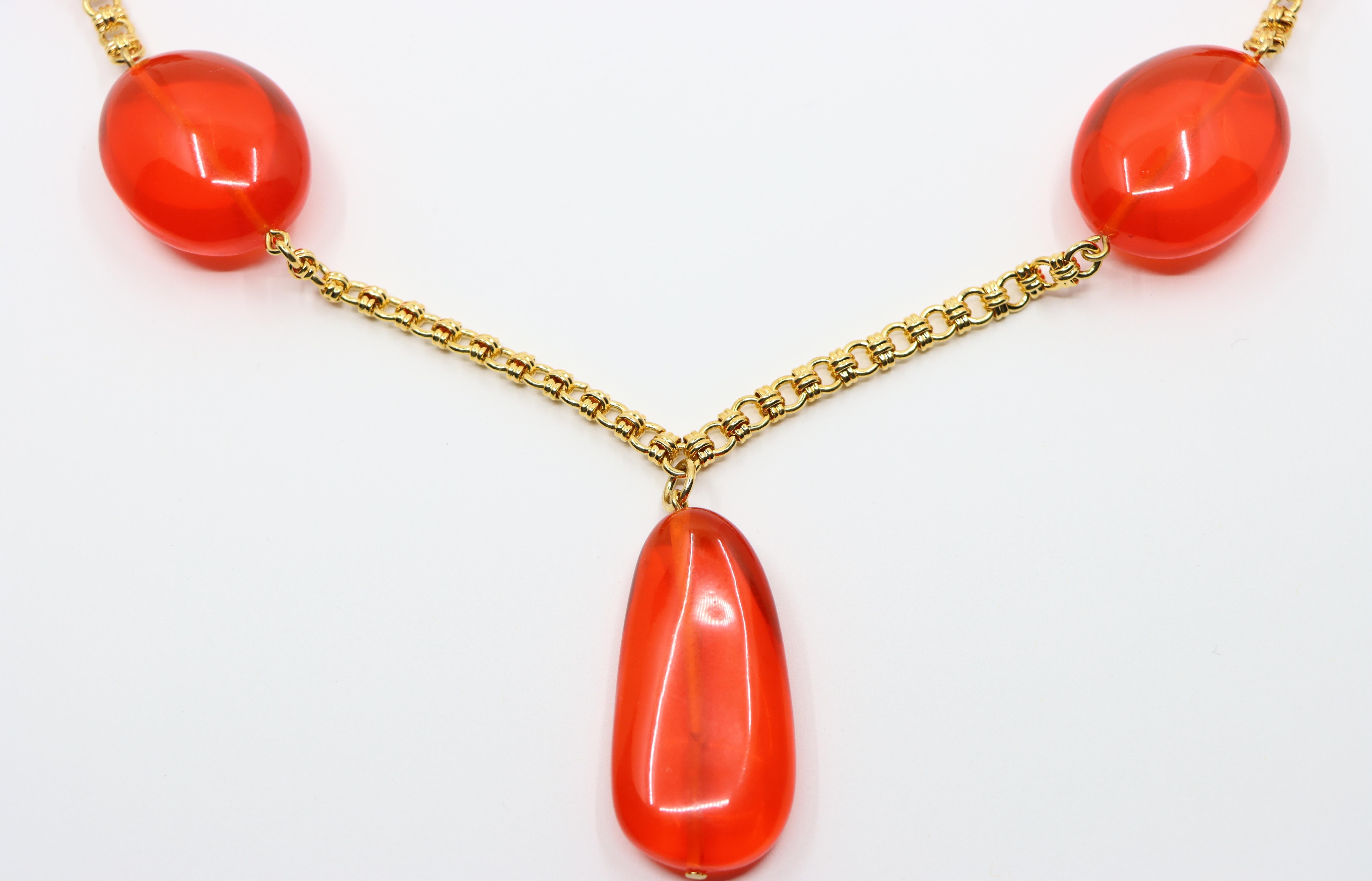 da uomo o donna Vintage KJL Collana con catena in resina rossa e tonalità oro in vendita
