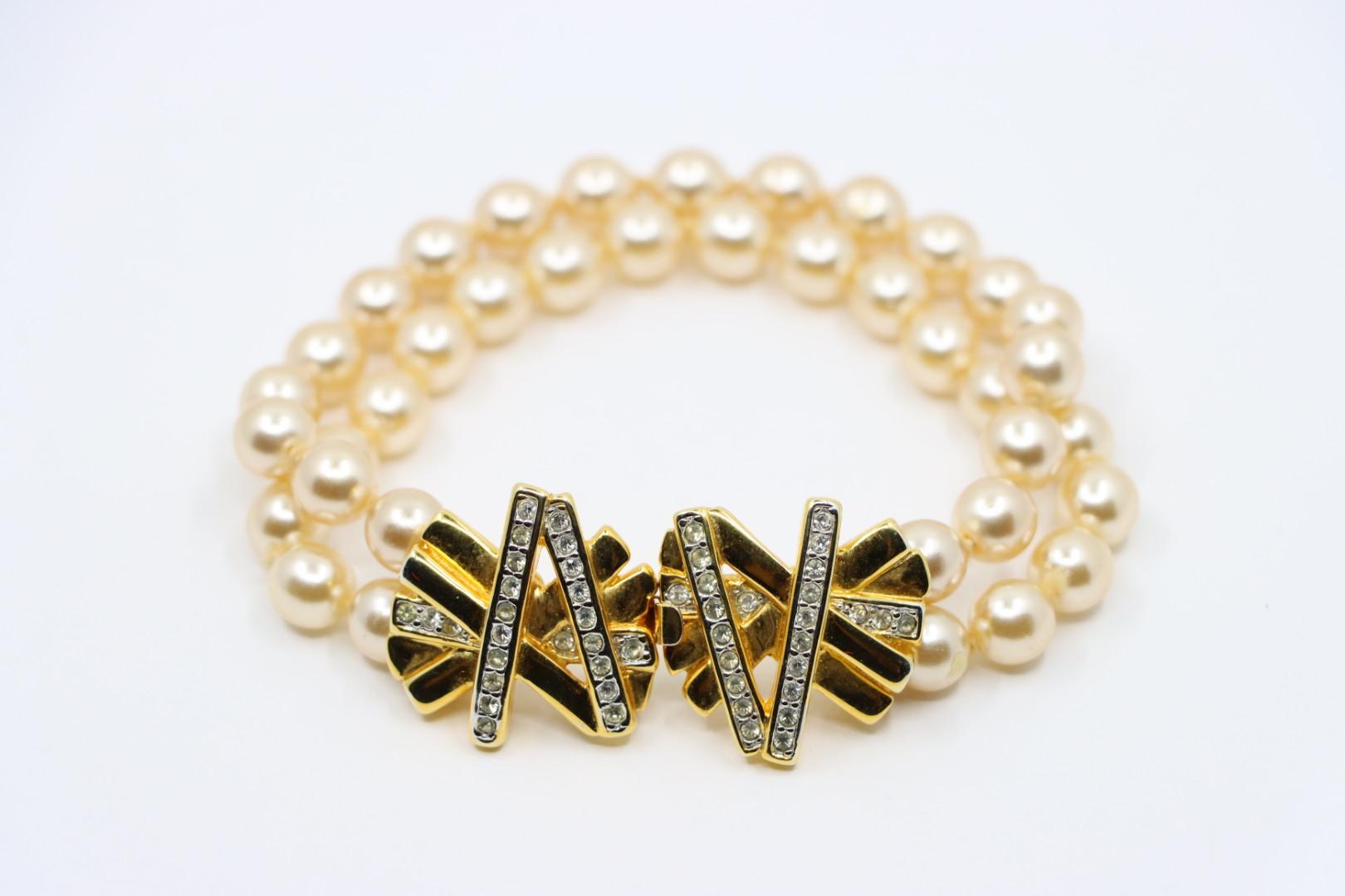 Vintage KJL Gold Tone Strass Faux Perle Armband im Zustand „Gut“ im Angebot in Flushing, NY