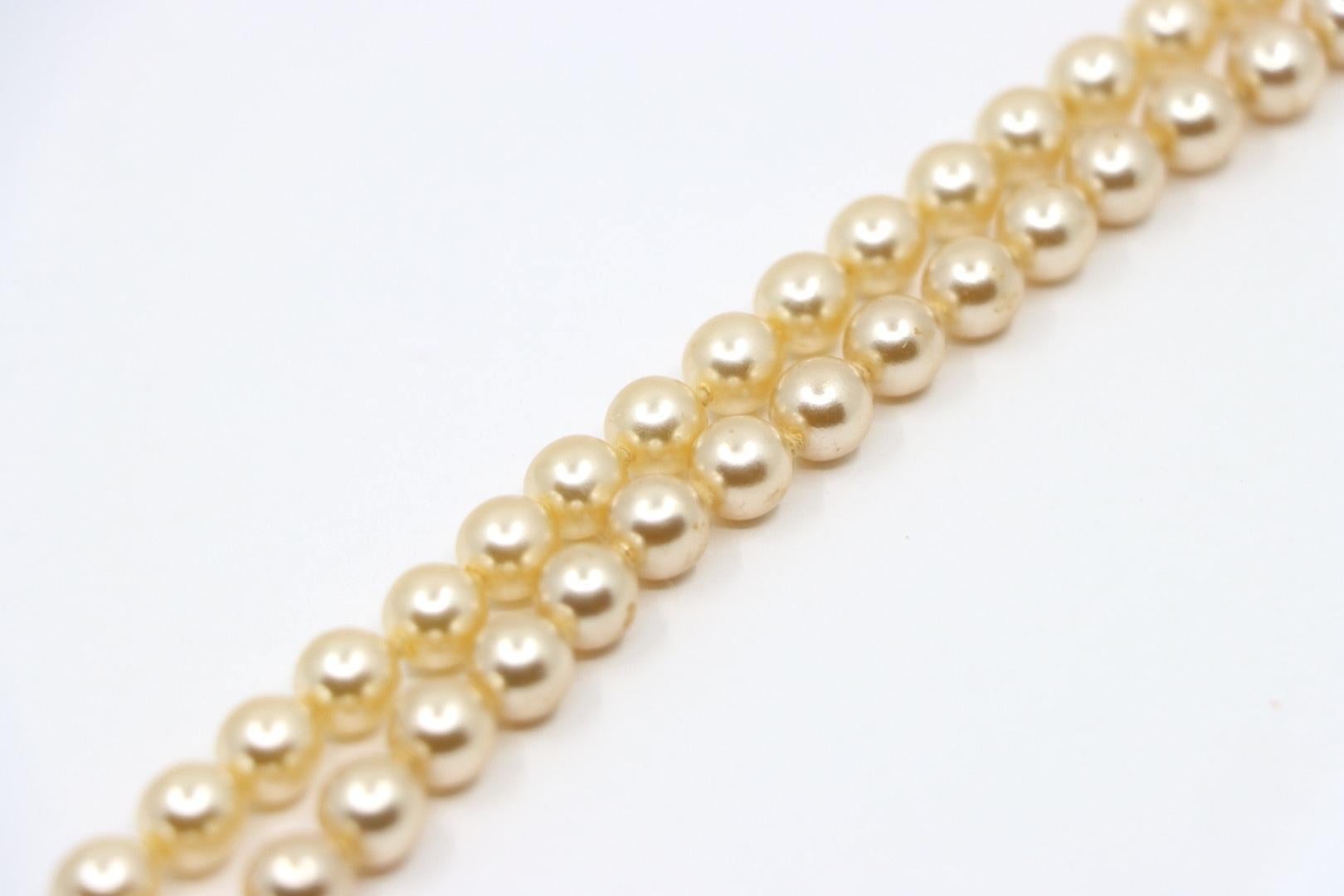 Vintage KJL Gold Tone Strass Faux Perle Armband im Angebot 1