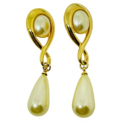 Vintage KJL KENNETH JAY LANE signiert Goldton Perle Designer Tropfen Ohrringe