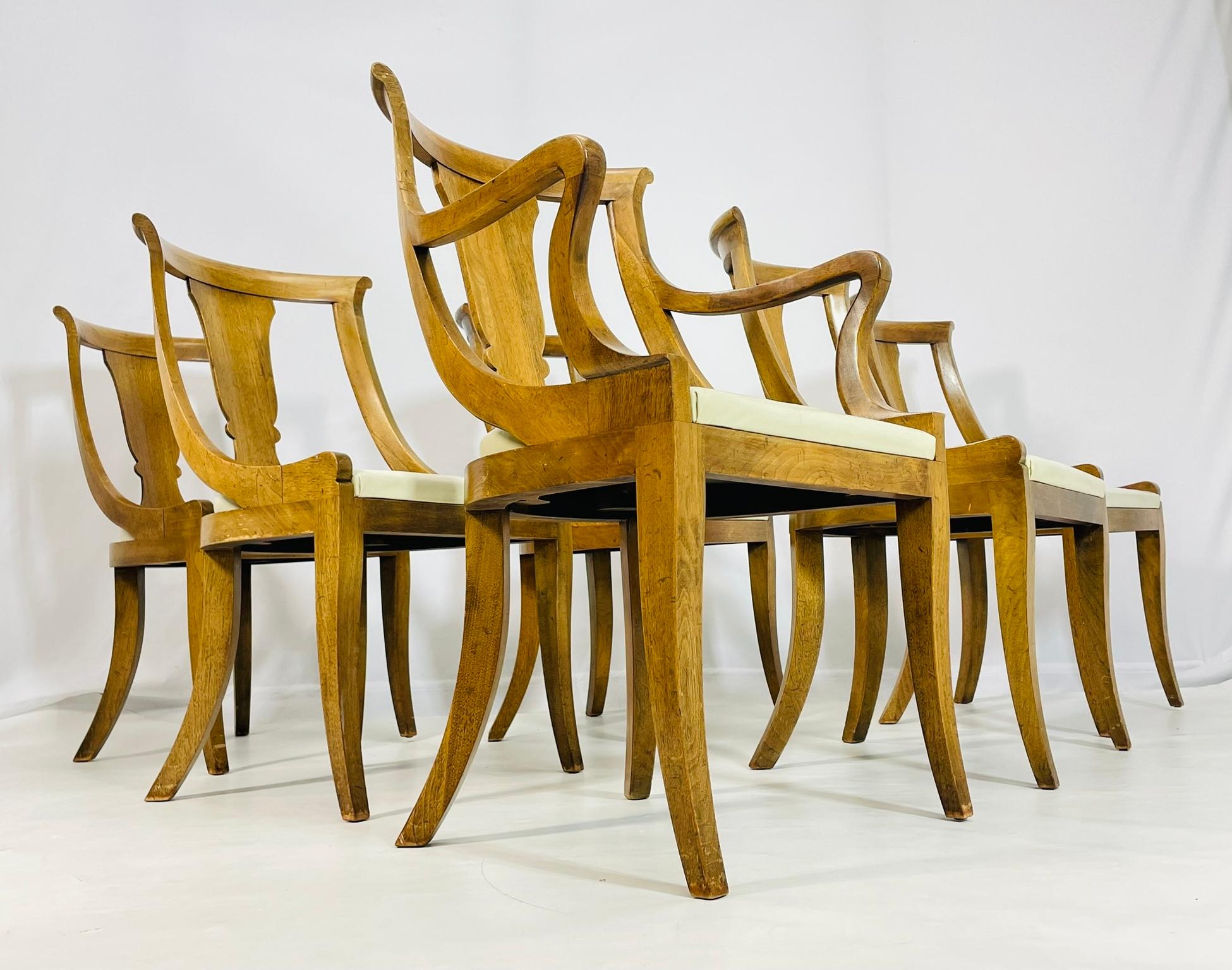 Fatto a mano Sedie da pranzo Klismos vintage con struttura scultorea in Wood, set da 6 in vendita