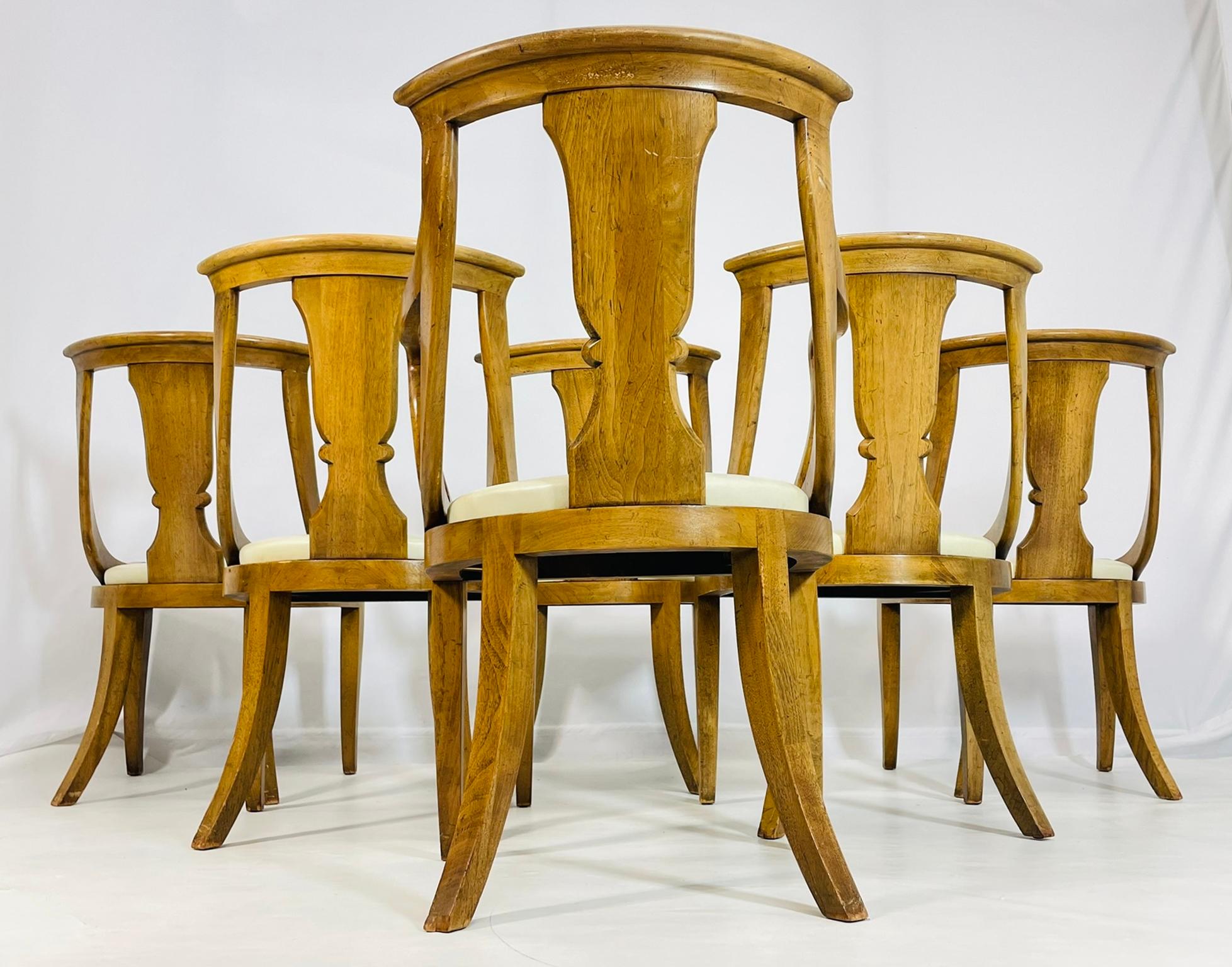 Metà XX secolo Sedie da pranzo Klismos vintage con struttura scultorea in Wood, set da 6 in vendita