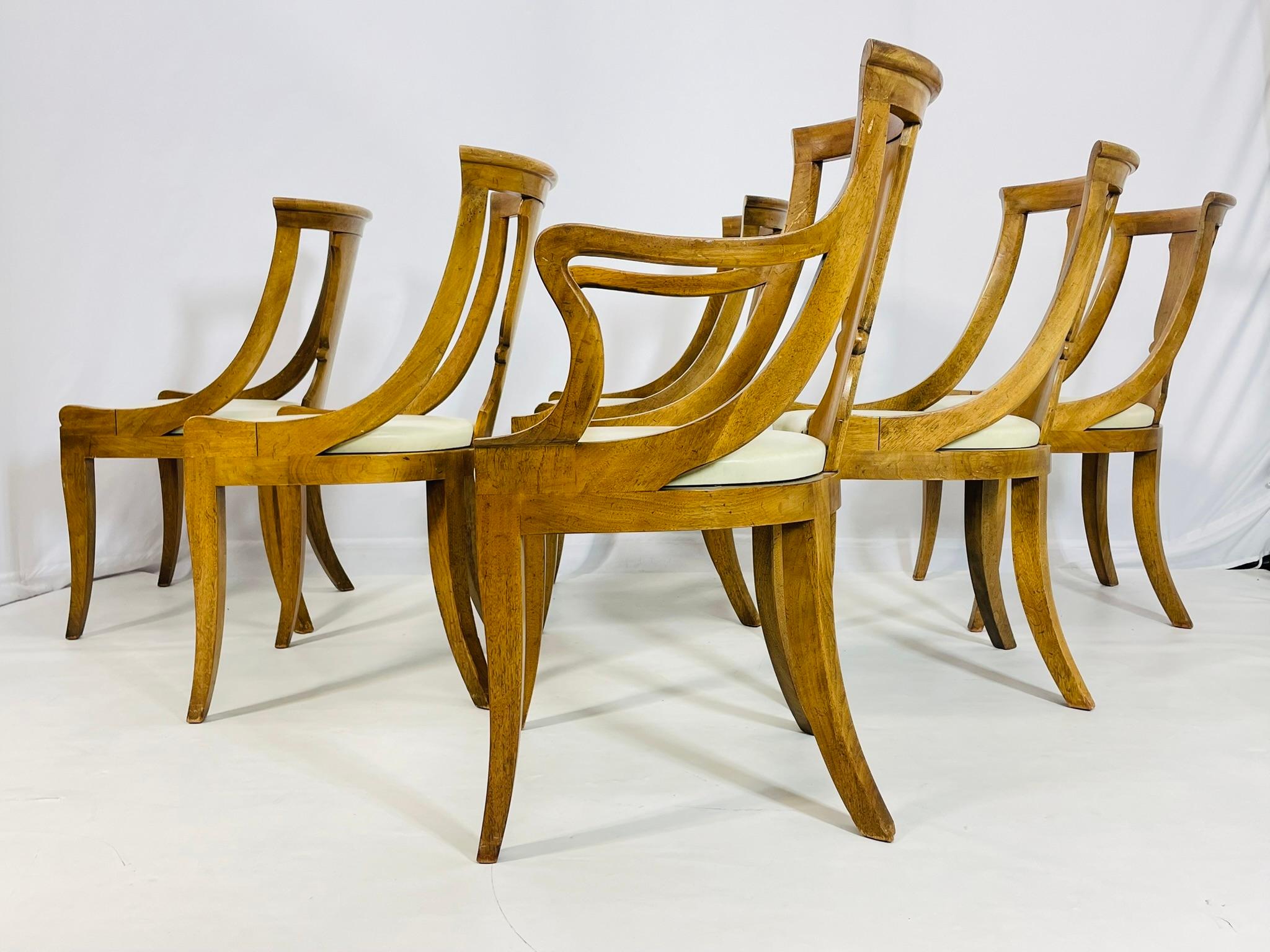Sedie da pranzo Klismos vintage con struttura scultorea in Wood, set da 6 in vendita 1