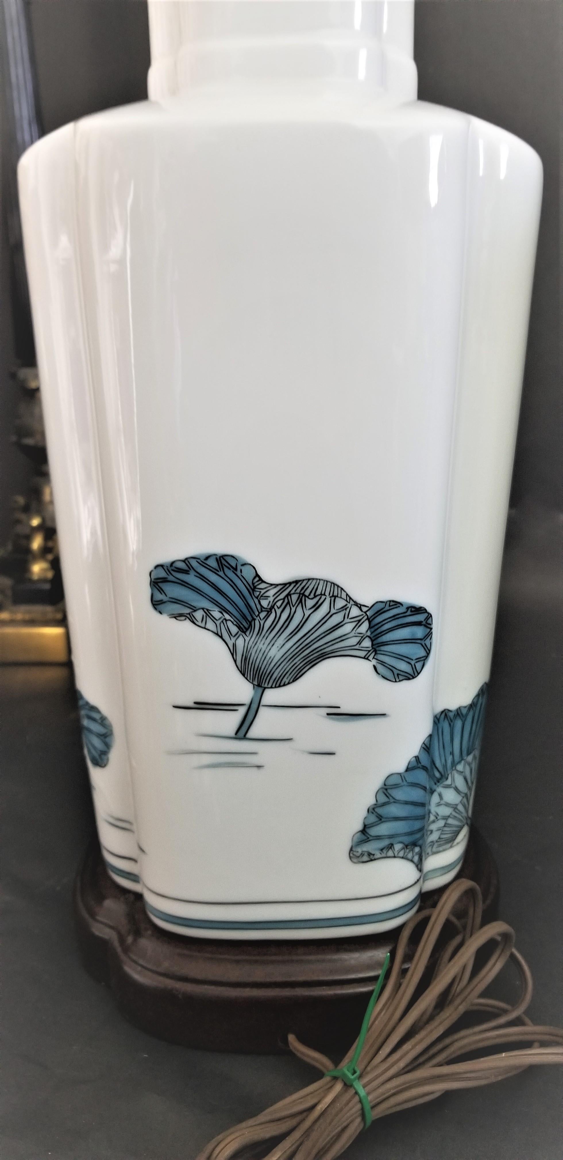 Fin du 20e siècle Paire de lampes de bureau vintage en porcelaine de style chinoiserie asiatique Knob Creek en vente