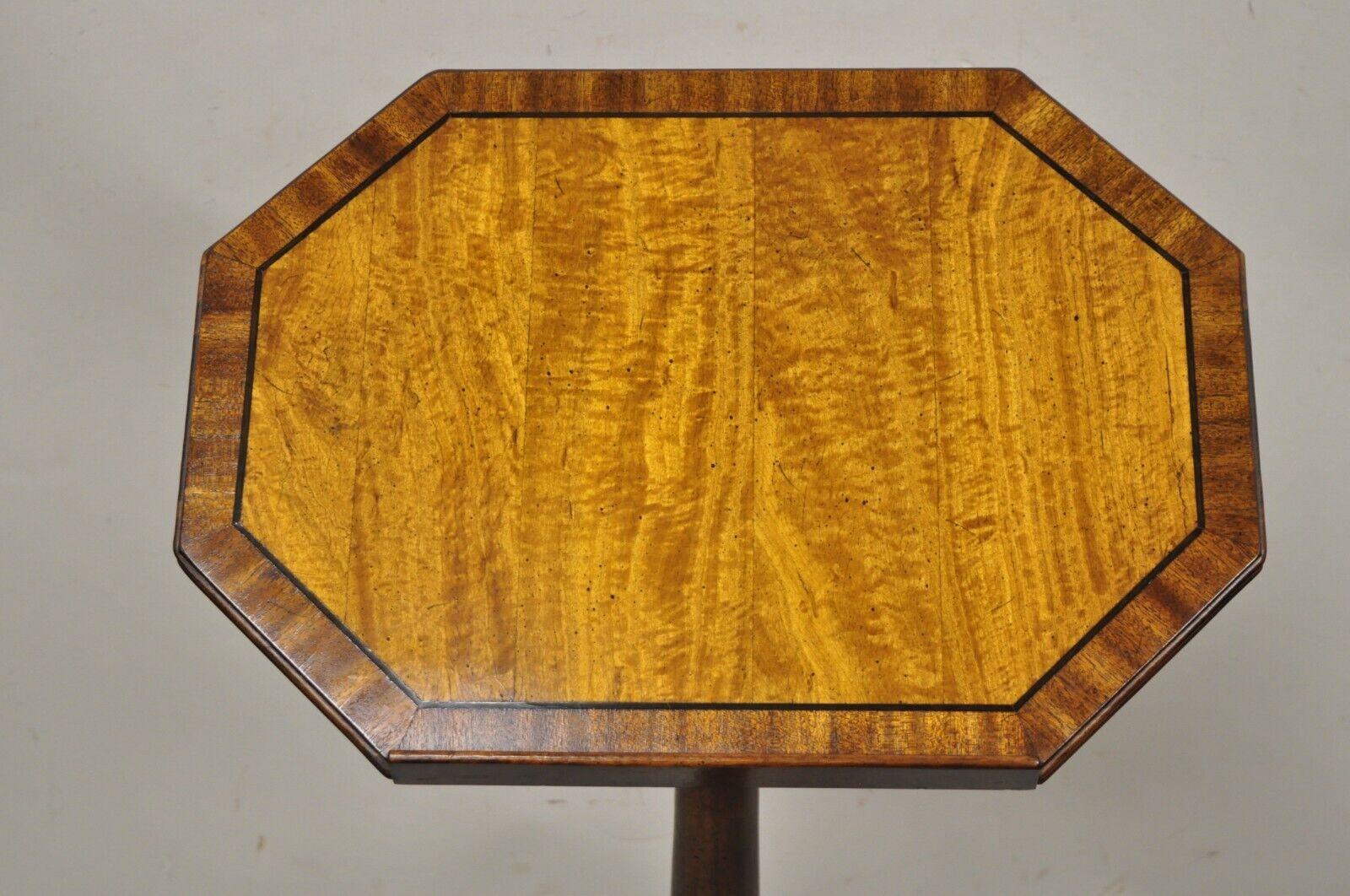 Vintage Knob Creek Mahogany & Satinwood Adjustable Lectern Book Stand. Item feat In Good Condition For Sale In Philadelphia, PA