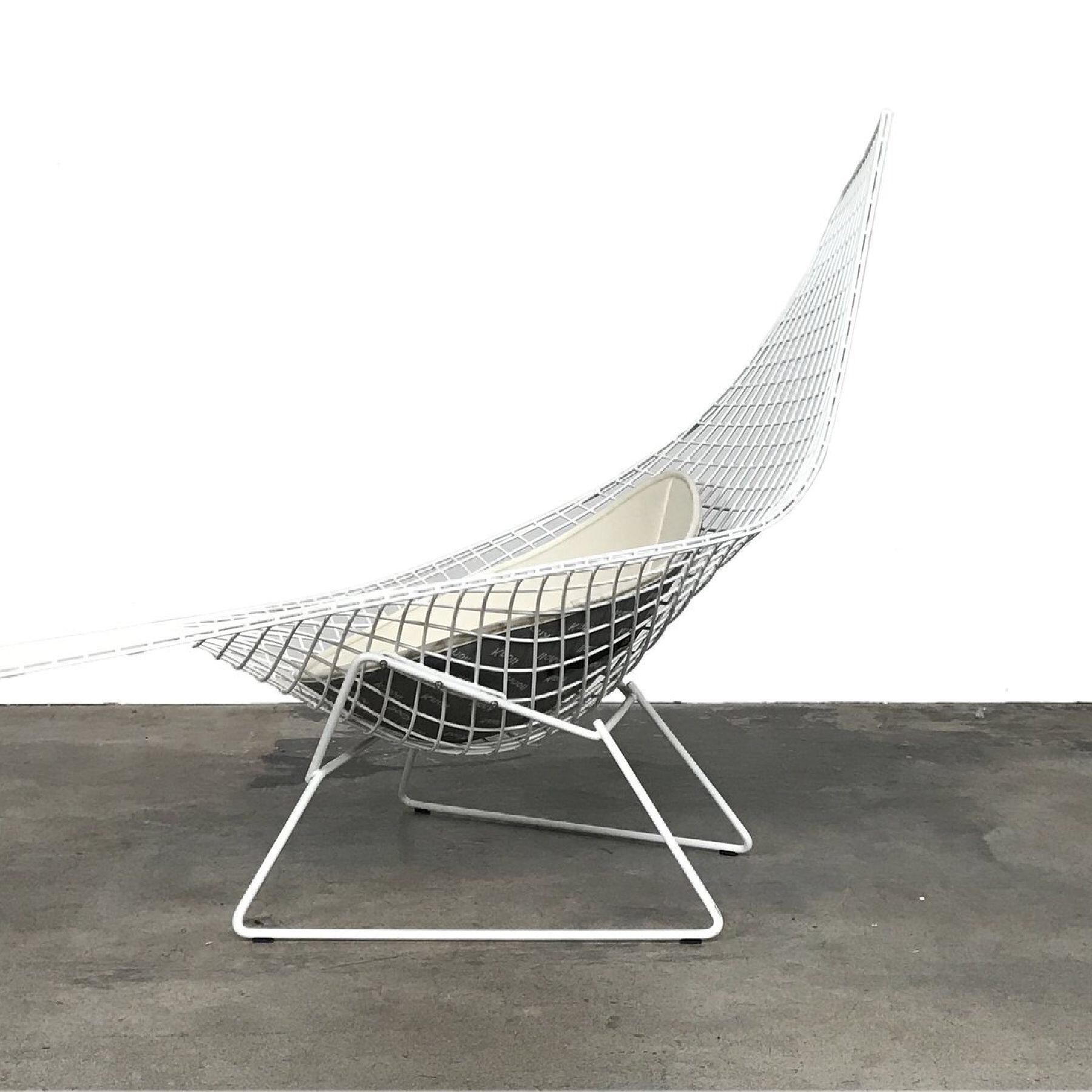 20th Century Vintage Knoll Assymetrical Lounge Chair Chaise, Harry Bertoia, White Pad, 1952