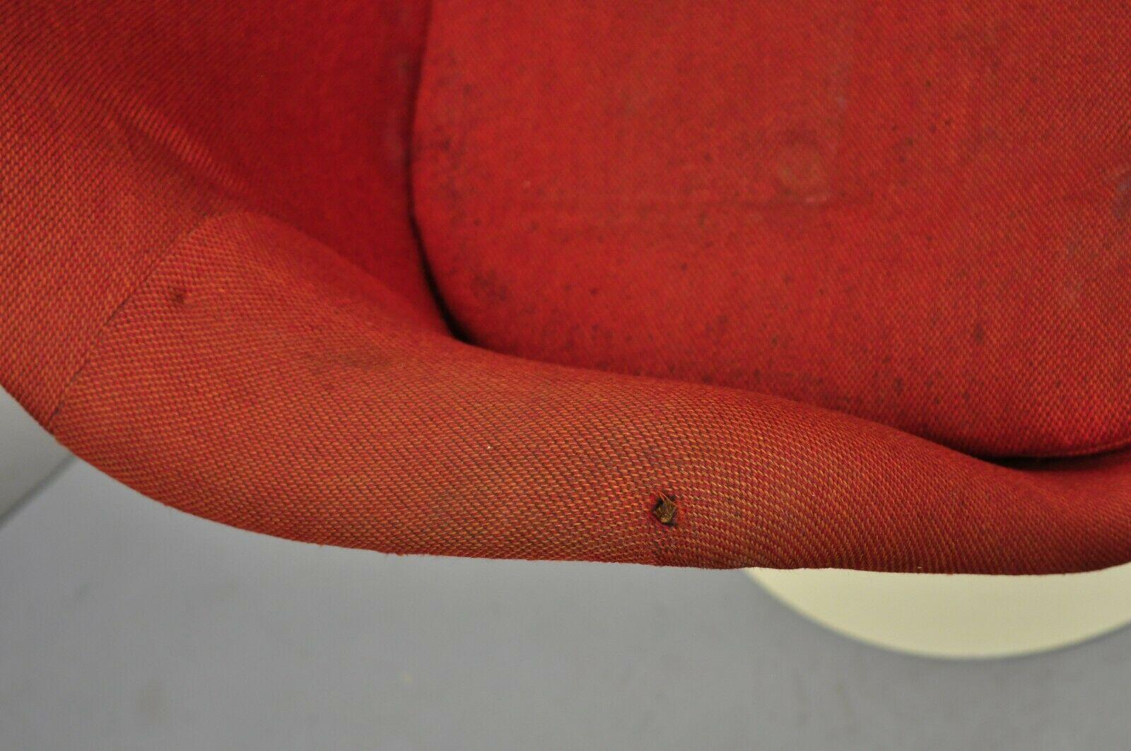 Fabric Vintage Knoll Eero Saarinen Red Upholstered Fiberglass Tulip Arm Chair