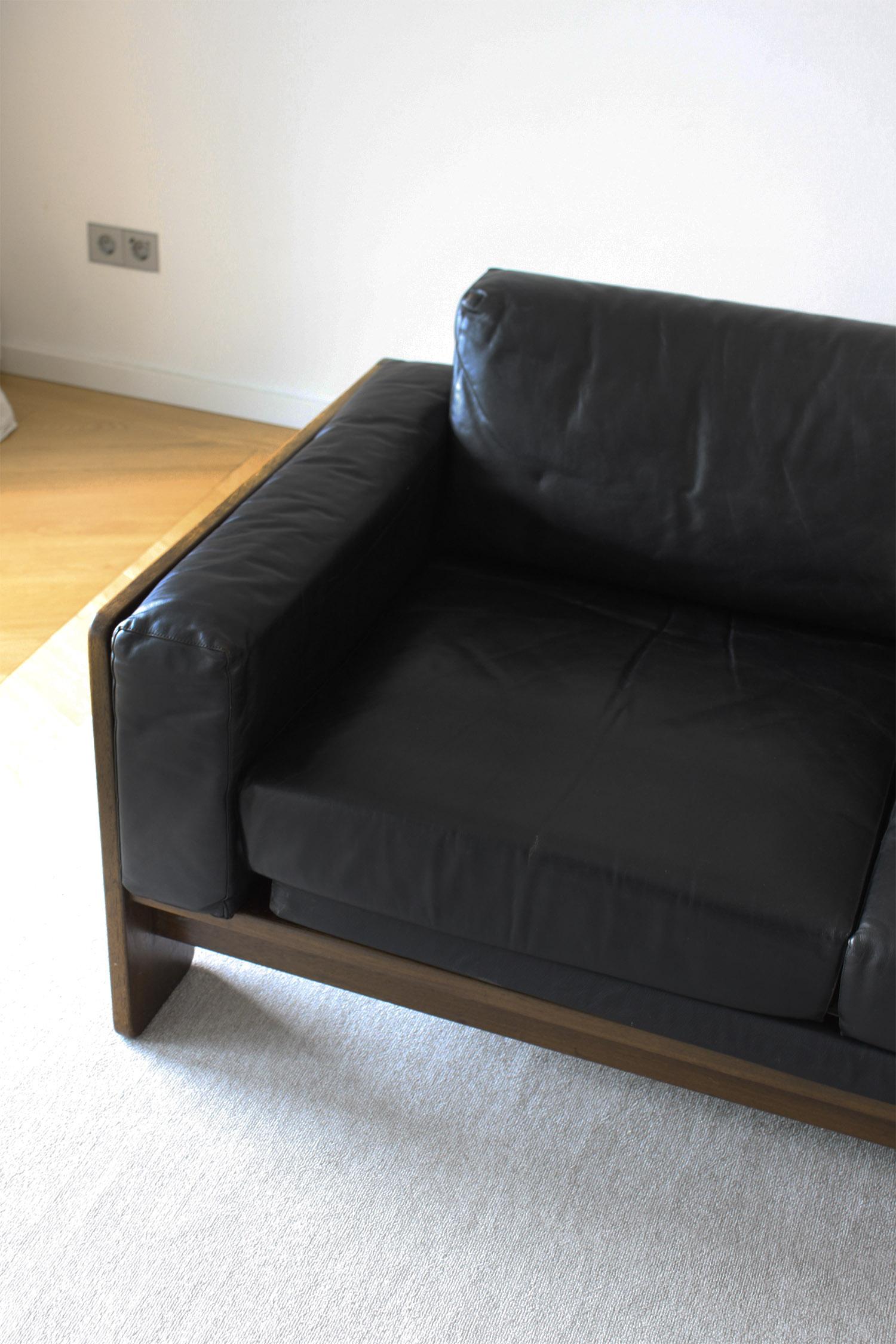 Divano vintage Knoll /Gavina Bastiano di Afra & Tobia Scarpa in pelle nera Nutwood 1