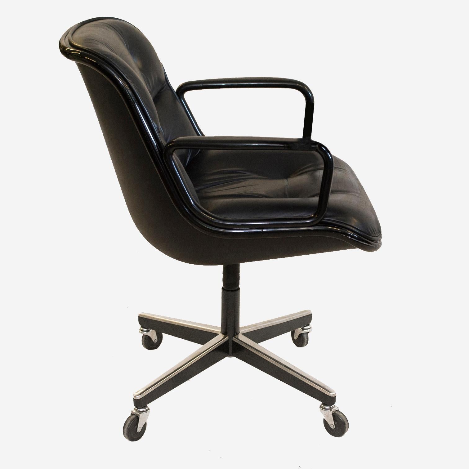 Mid-Century Modern Vintage Knoll Pollock Swivel Chair in Black Leather, Matte Black Frame