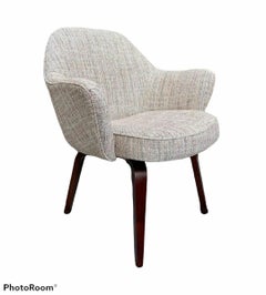 Vintage Knoll Saarinen Armchair