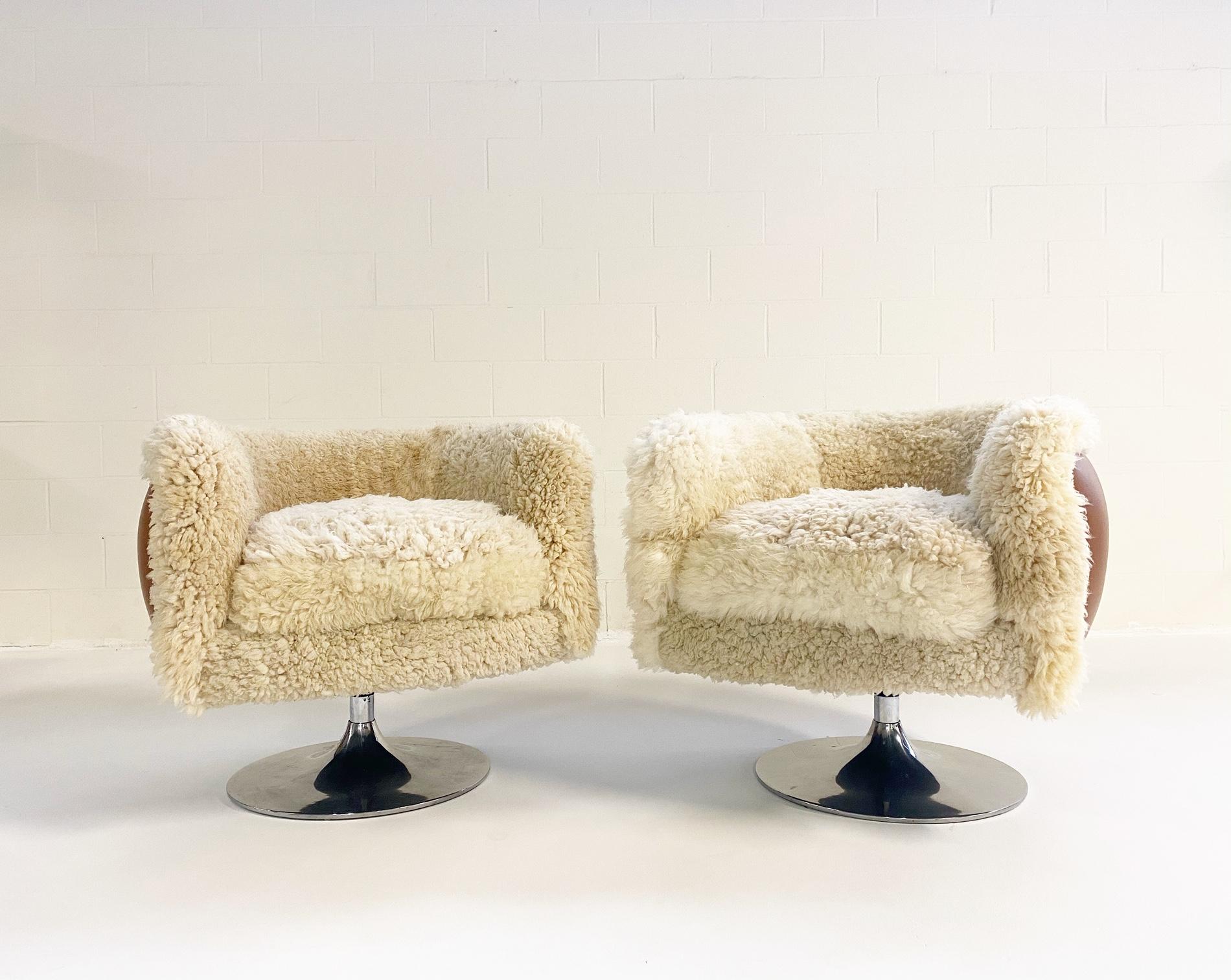 Vintage Knoll Swivel Chairs in California Sheepskin and Loro Piana Leather 2