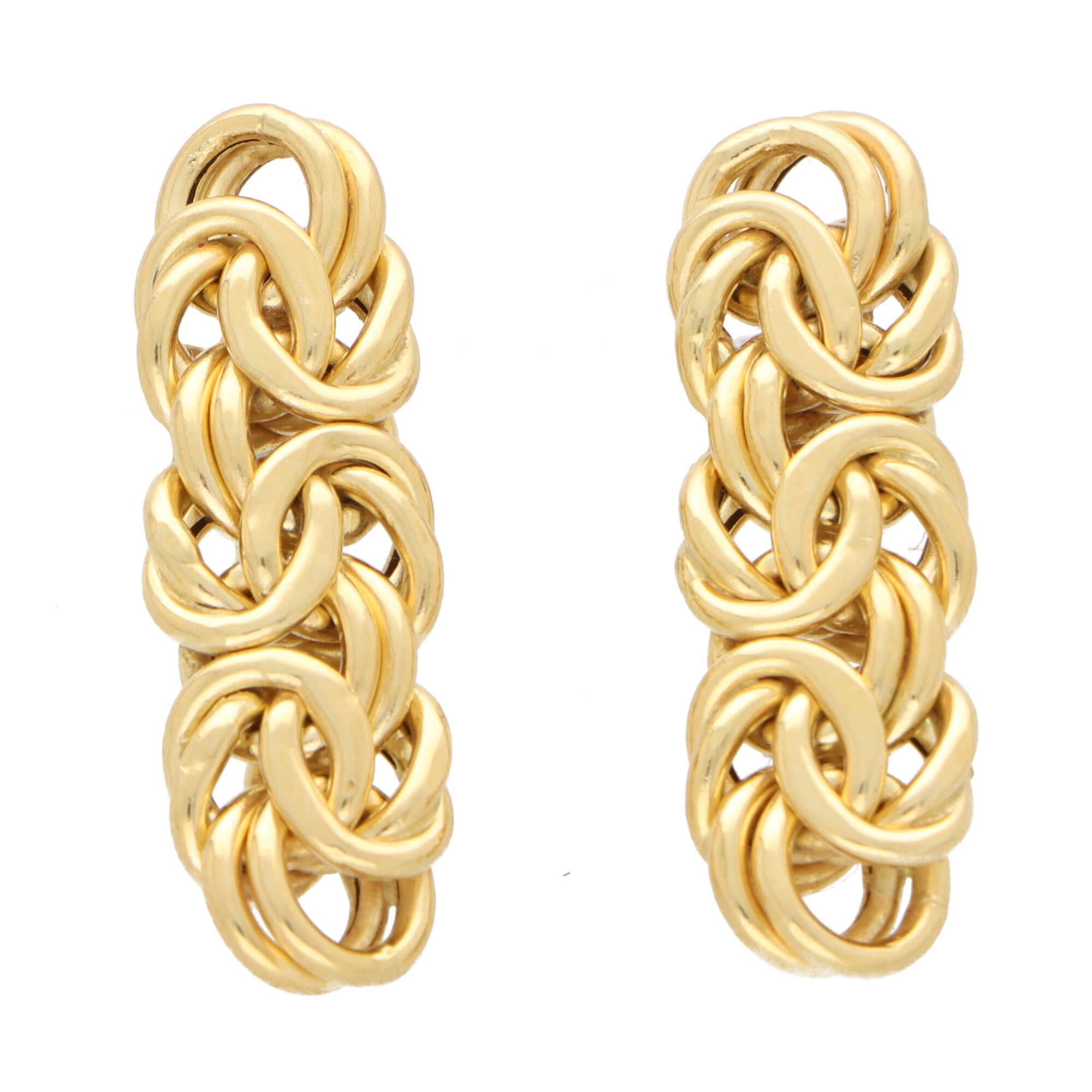 Retro Vintage Knotted Long Drop Earrings Set in 18k Yellow Gold For Sale