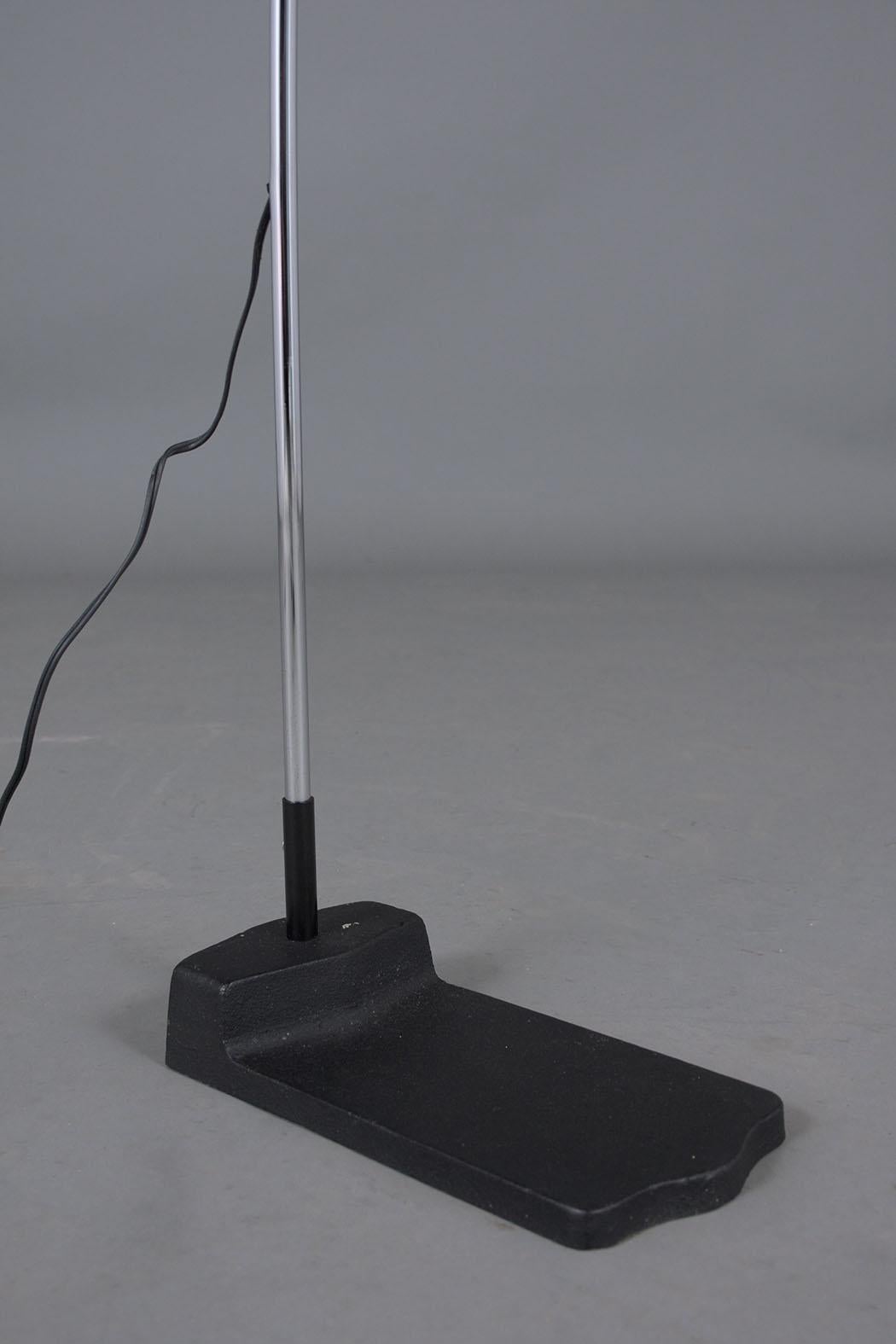 Refurbished Koch & Lowy Mid-Century Modern Adjustable Floor Lamp 4