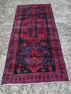 Vintage Kolyai Rug, hand-knotted, thick and soft, 100% wool, Turkey 1970s