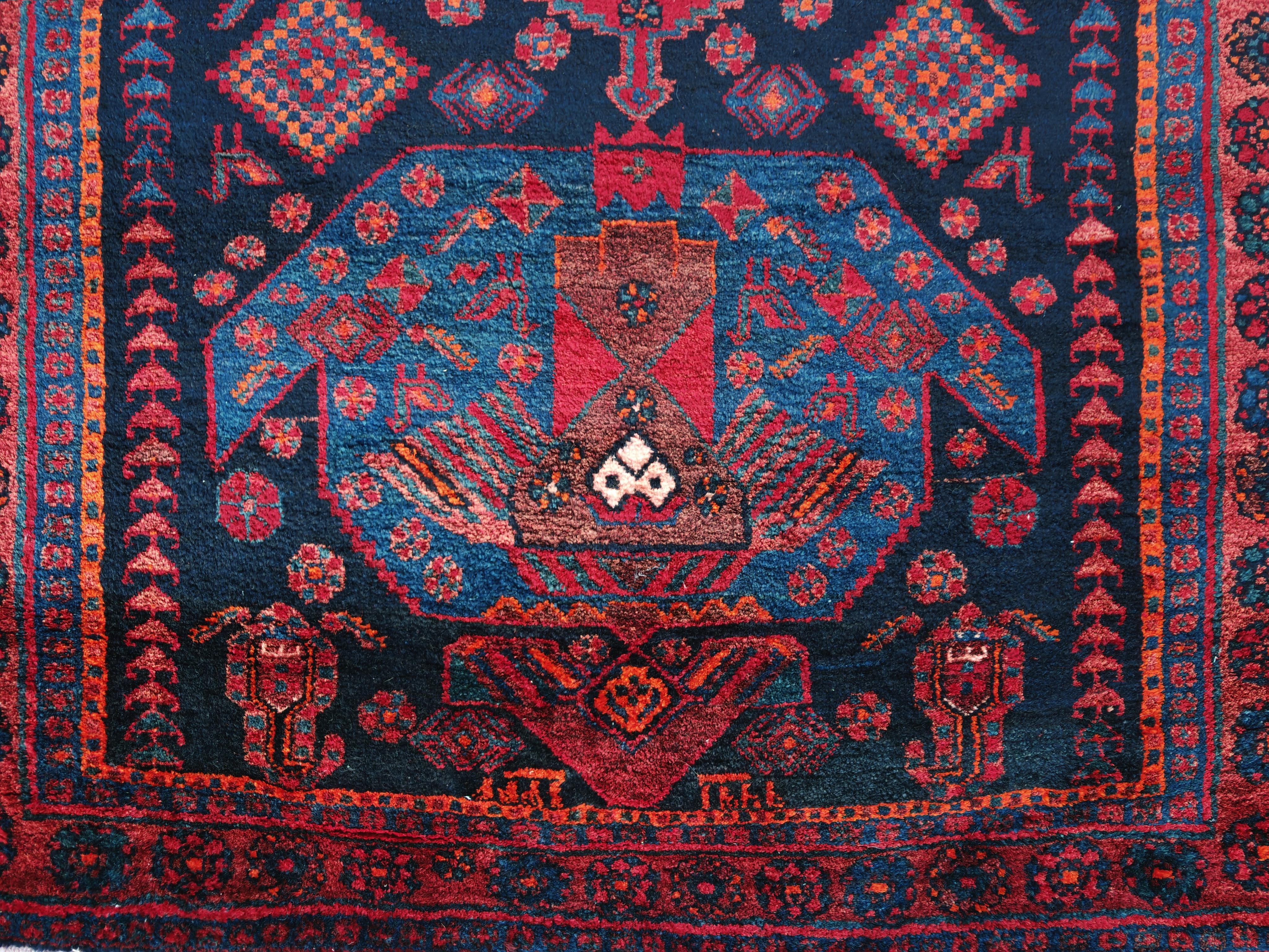 Vintage Kolyai Rug, hand-knotted, thick and soft, 100% wool, Turkey 1970s in vendita 2