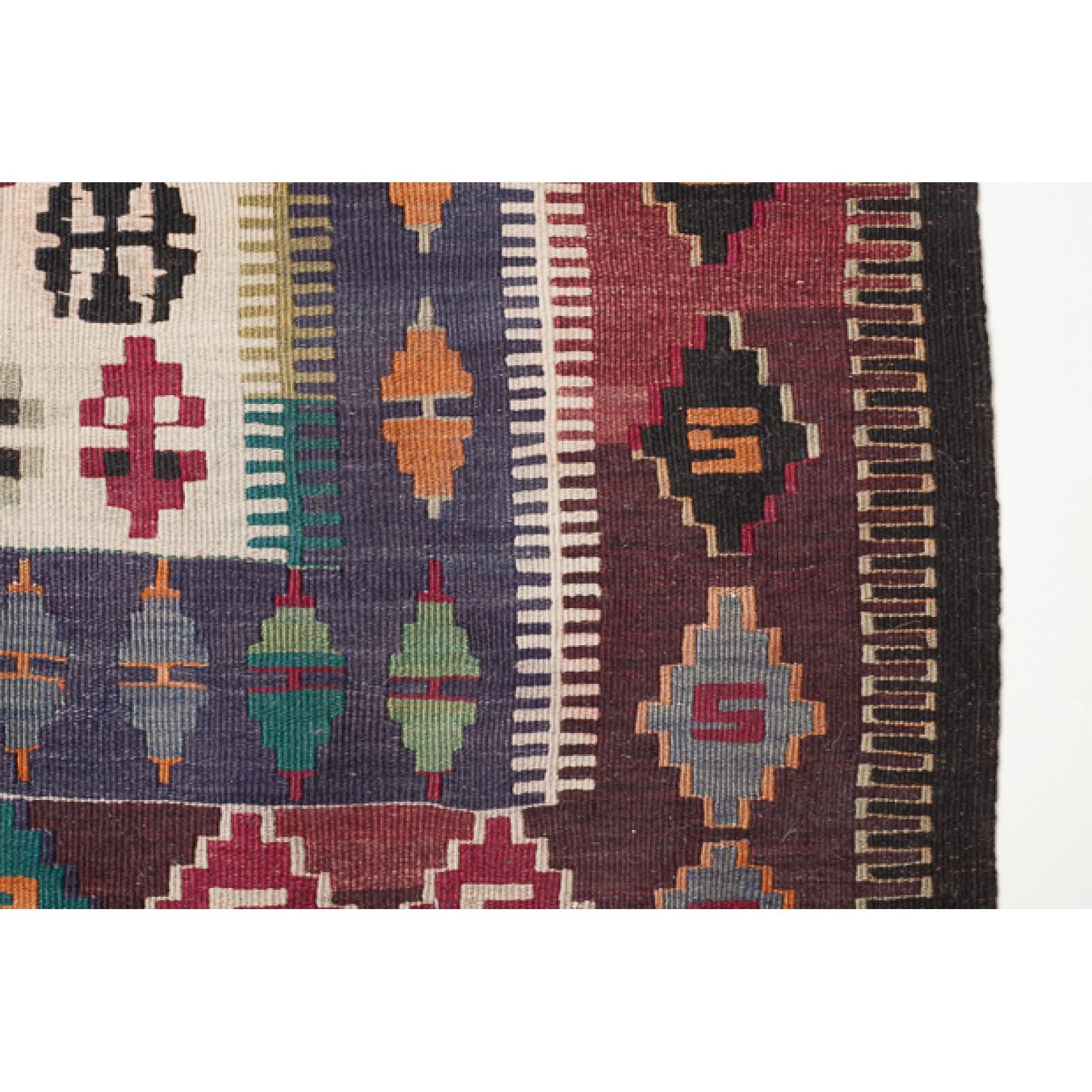 Hand-Woven Vintage Konya Obruk Kilim Central Anatolian Rug Vintage Turkish Carpet For Sale