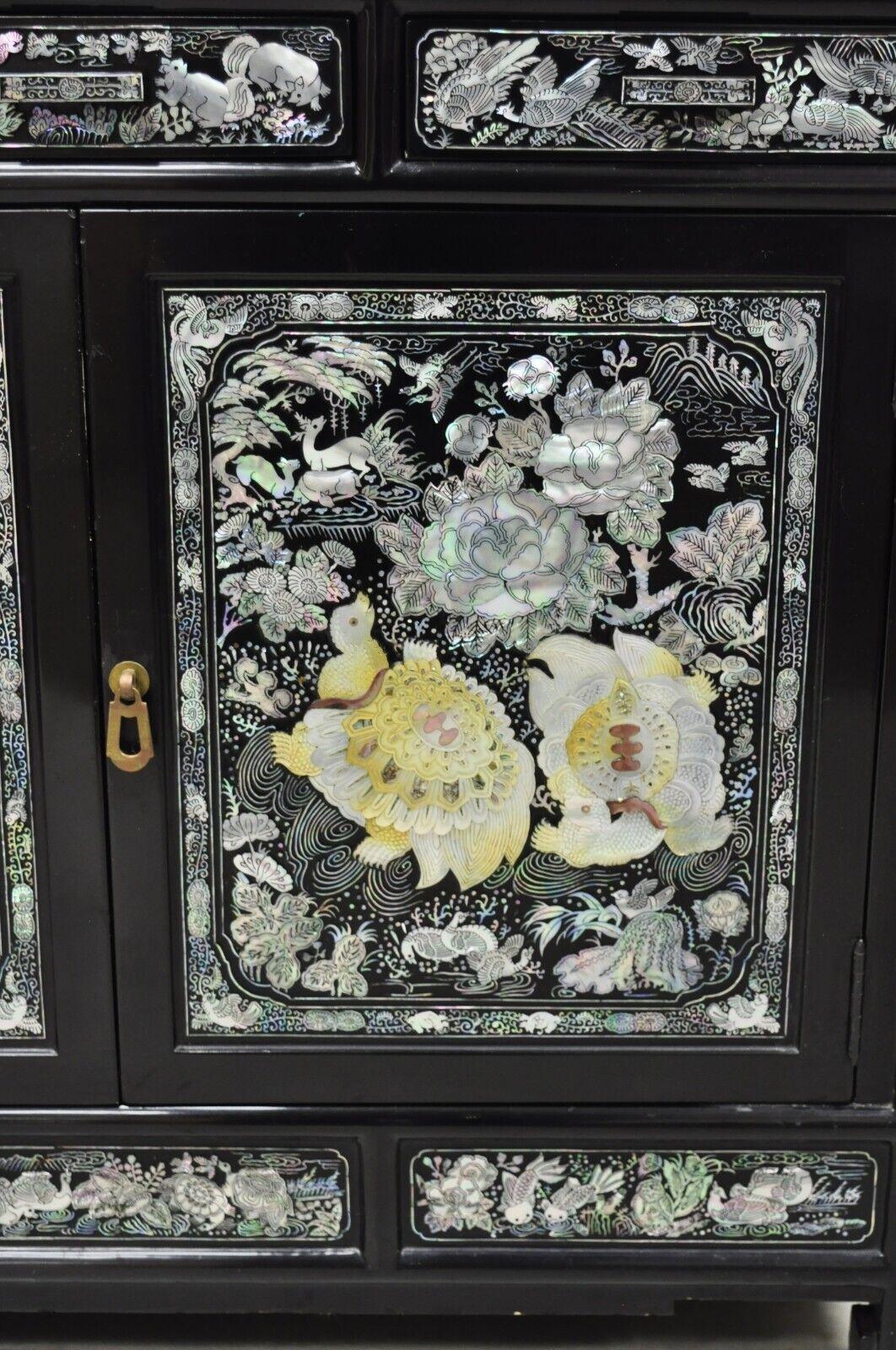 Vintage Korean Mother of Pearl Oriental Black Lacquer Oriental Cabinet 4