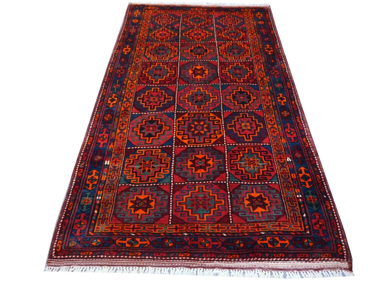 Rare and colorful vintage Kordish rug with natural dyes. Very good condition, shiny wool on Cotton foundation.