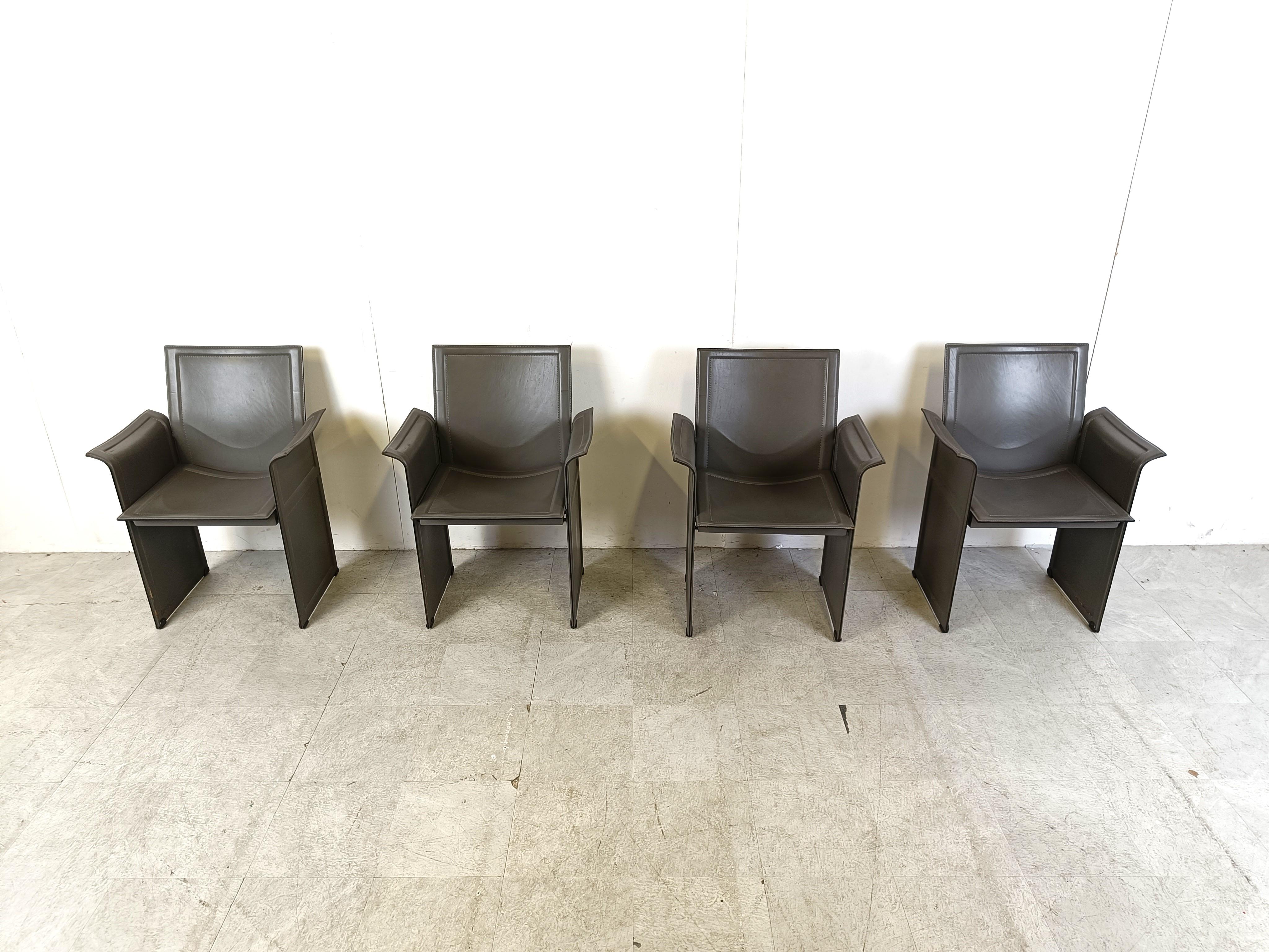 Vintage-Esszimmerstühle aus Korium von Tito Agnoli für Matteo Grassi, 1980, 4er-Set, Vintage (Moderne der Mitte des Jahrhunderts)