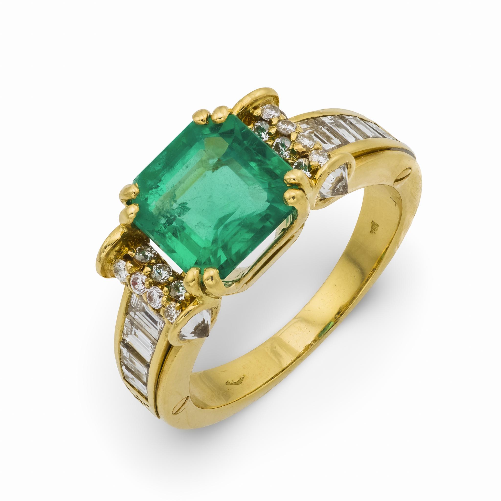 Bague Vintage Korloff GIA 2.60 carat émeraude diamant or jaune 18k