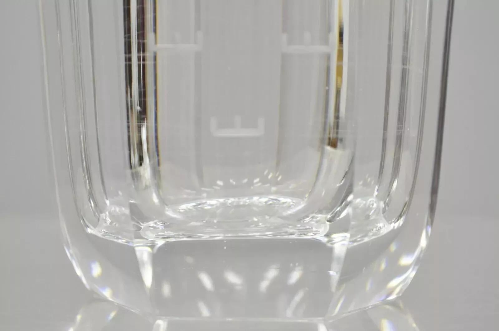 Vaso di cristallo d'epoca Kosta Boda Elis Bergh con leone rampante inciso, da 7,5