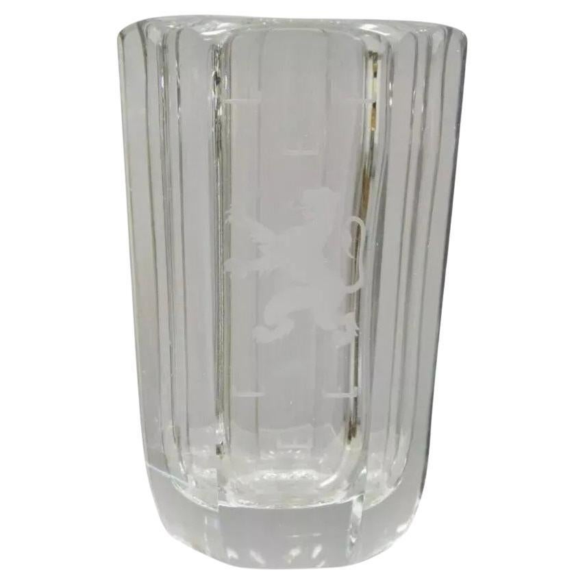 Vintage Kosta Boda Elis Bergh Geätzte Rampant Löwen-Kristallglasvase 7,5" Vase