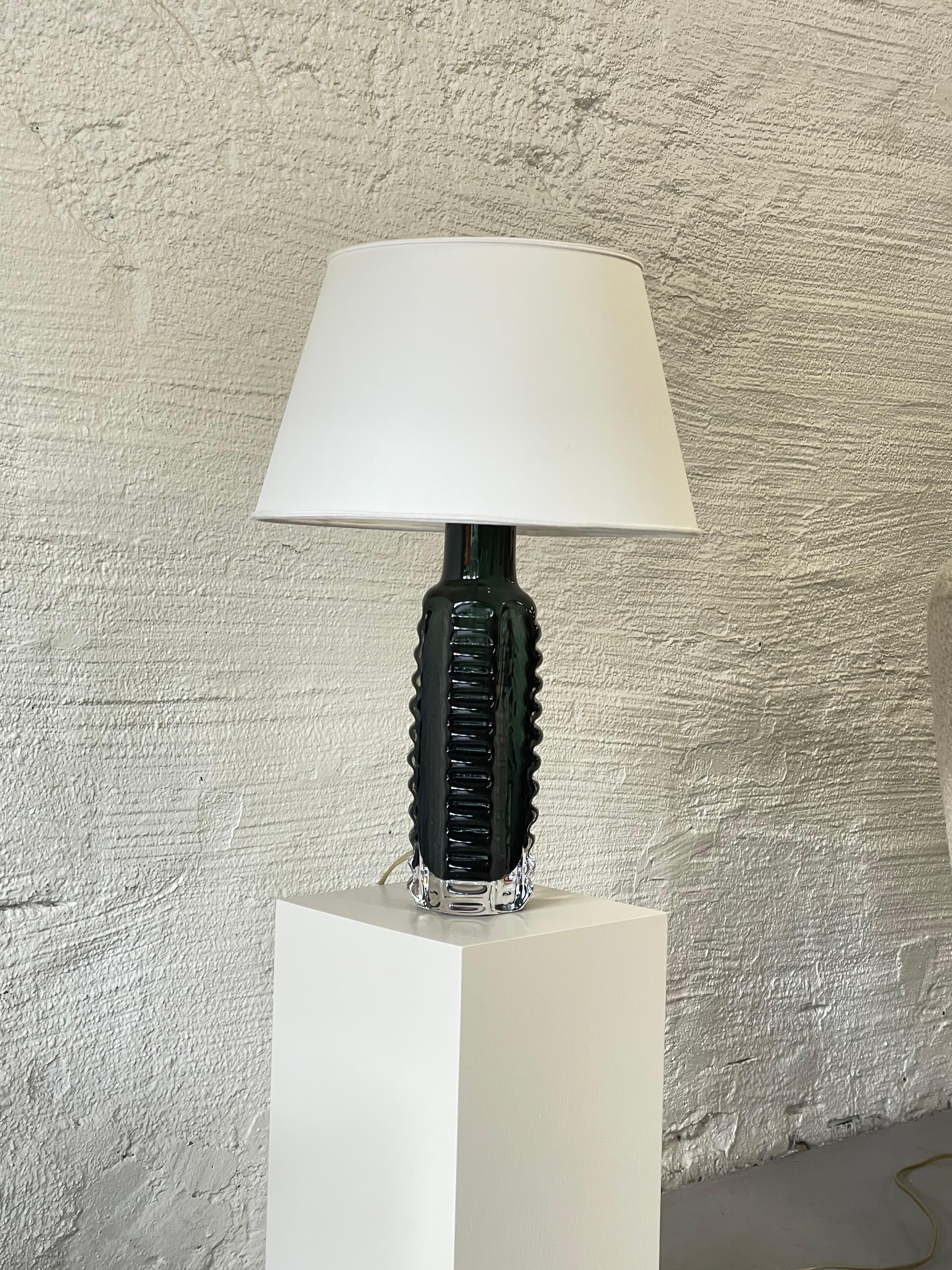 Vintage Kosta Boda-Tischlampe, Rauchglas, Schweden 1960er Jahre (Skandinavische Moderne)