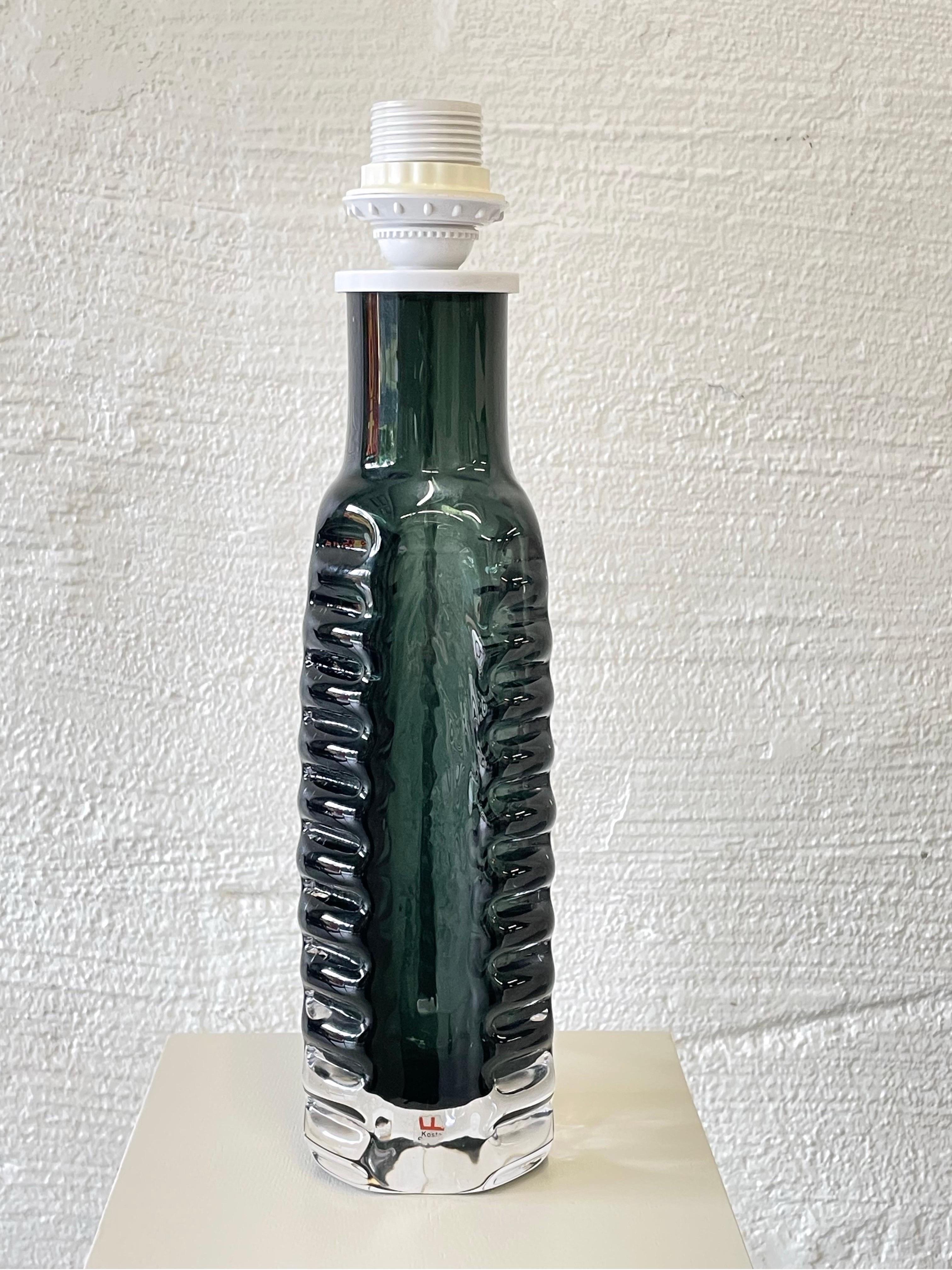 Vintage Kosta Boda-Tischlampe, Rauchglas, Schweden 1960er Jahre im Zustand „Gut“ in Bergen, NO