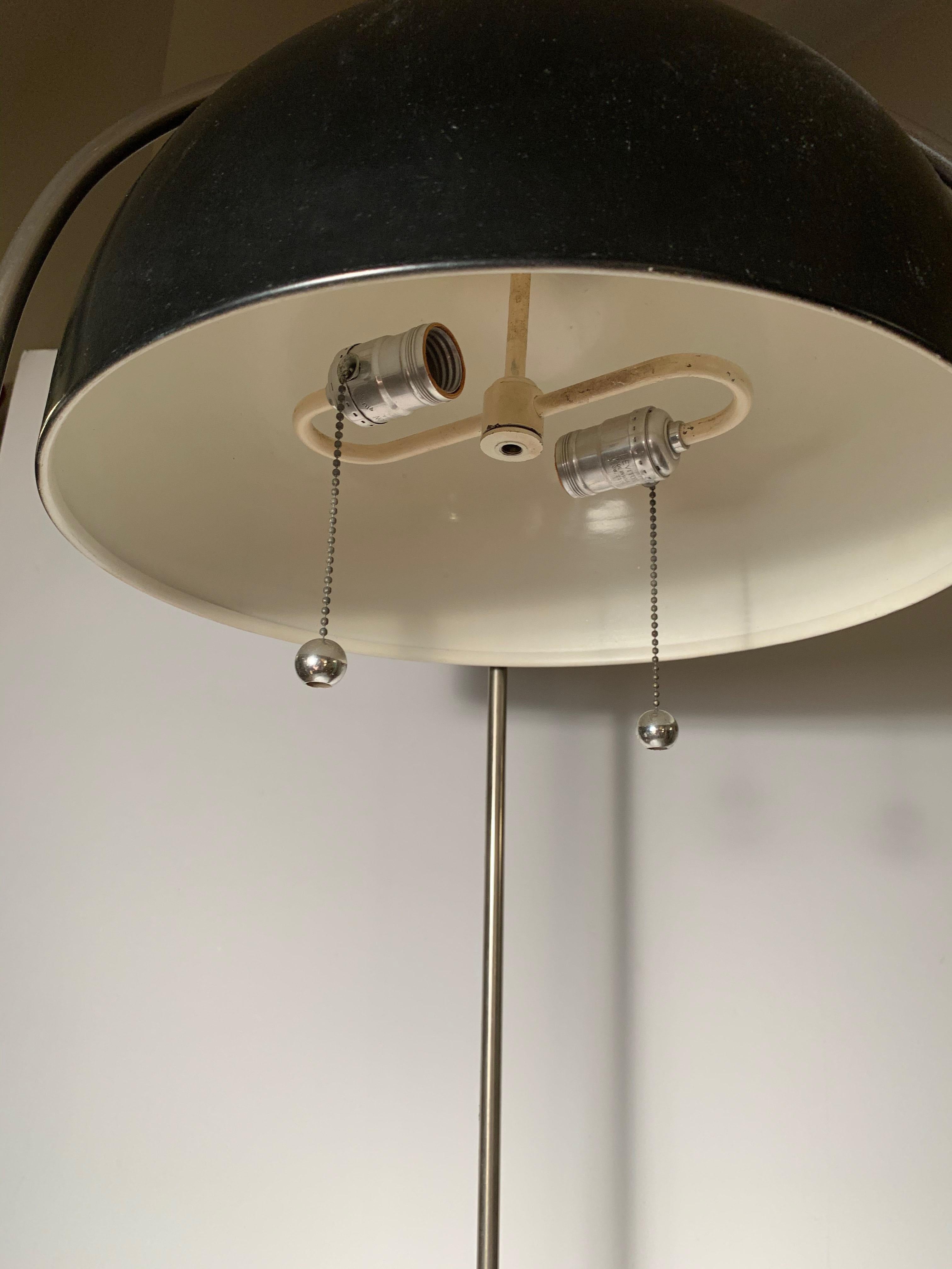 Metallo Lampada da terra a cupola Kovacs post-moderna d'epoca in vendita