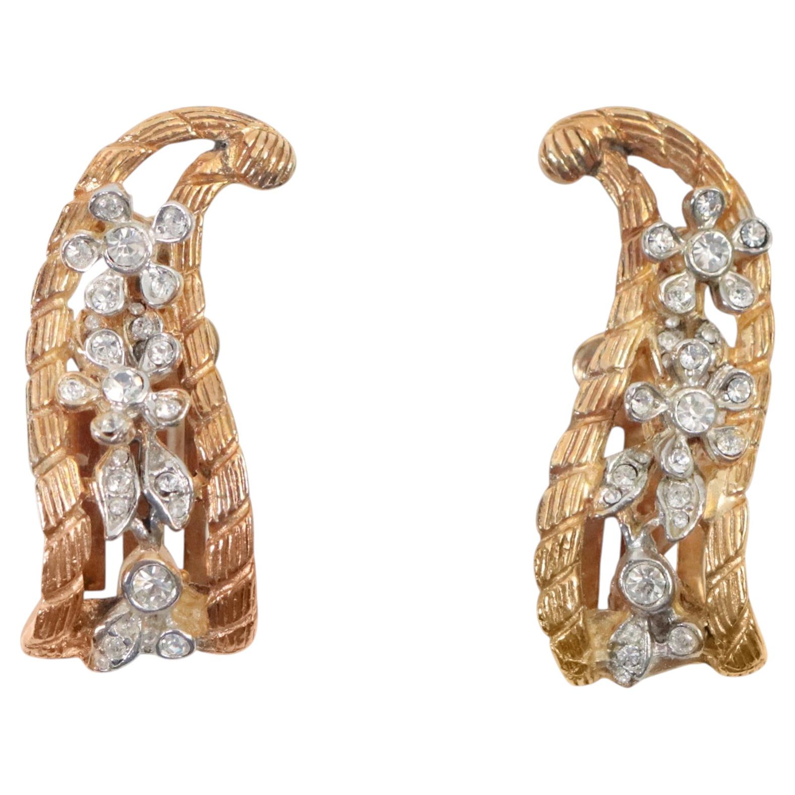Vintage Kramer Gold Tone Creeper Clip-On Earrings, 1960s For Sale